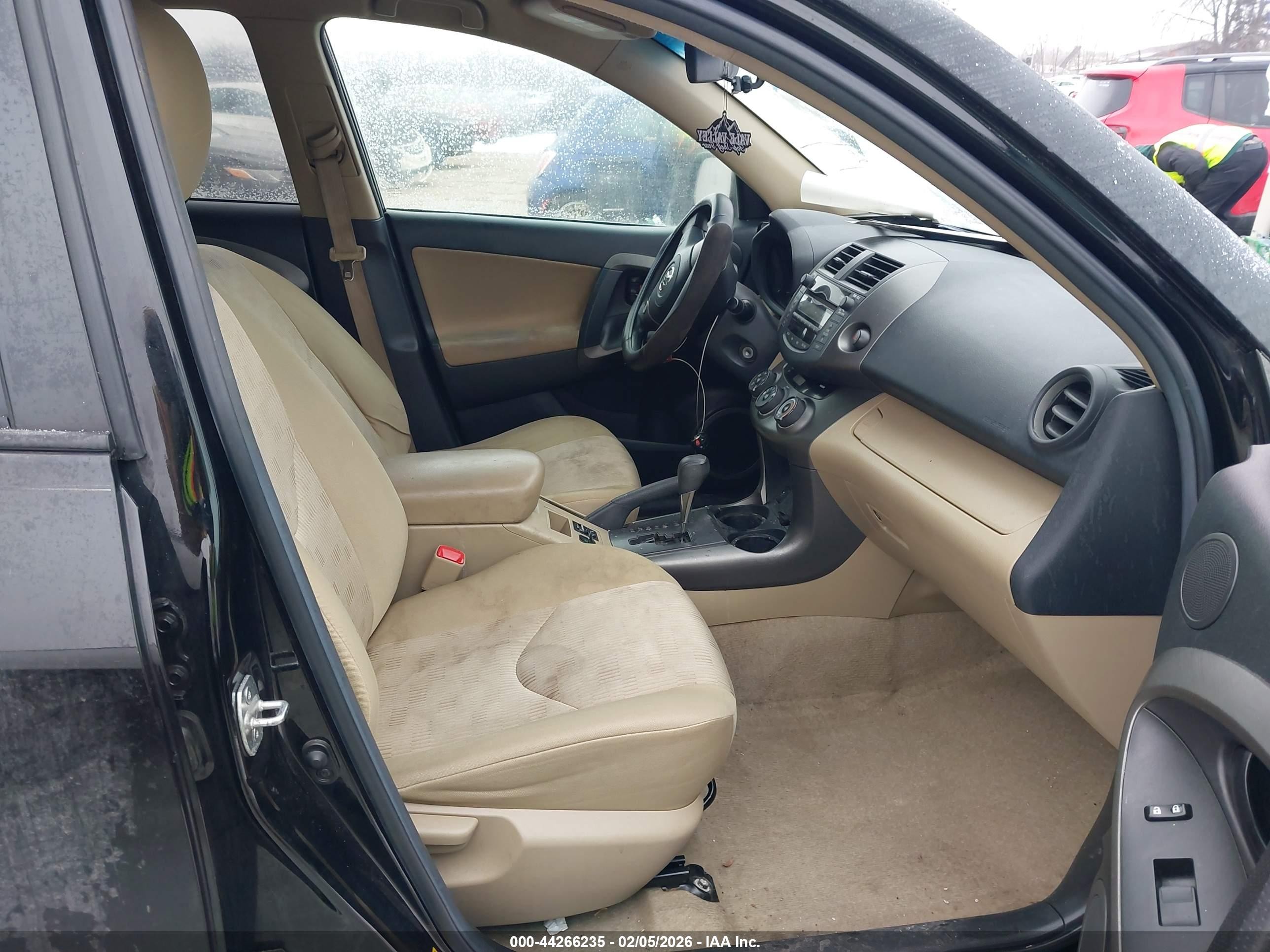 2011 Toyota Rav4   Black vin: 2T3ZF4DV6BW084634