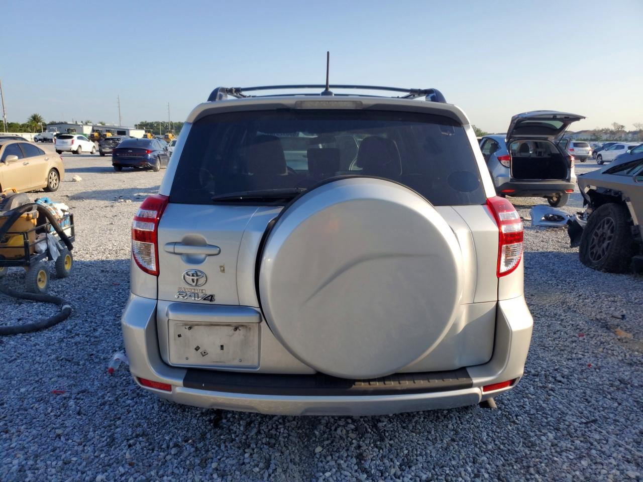 2012 Toyota Rav4 Base Silver vin: 2T3ZF4DV6CW116855