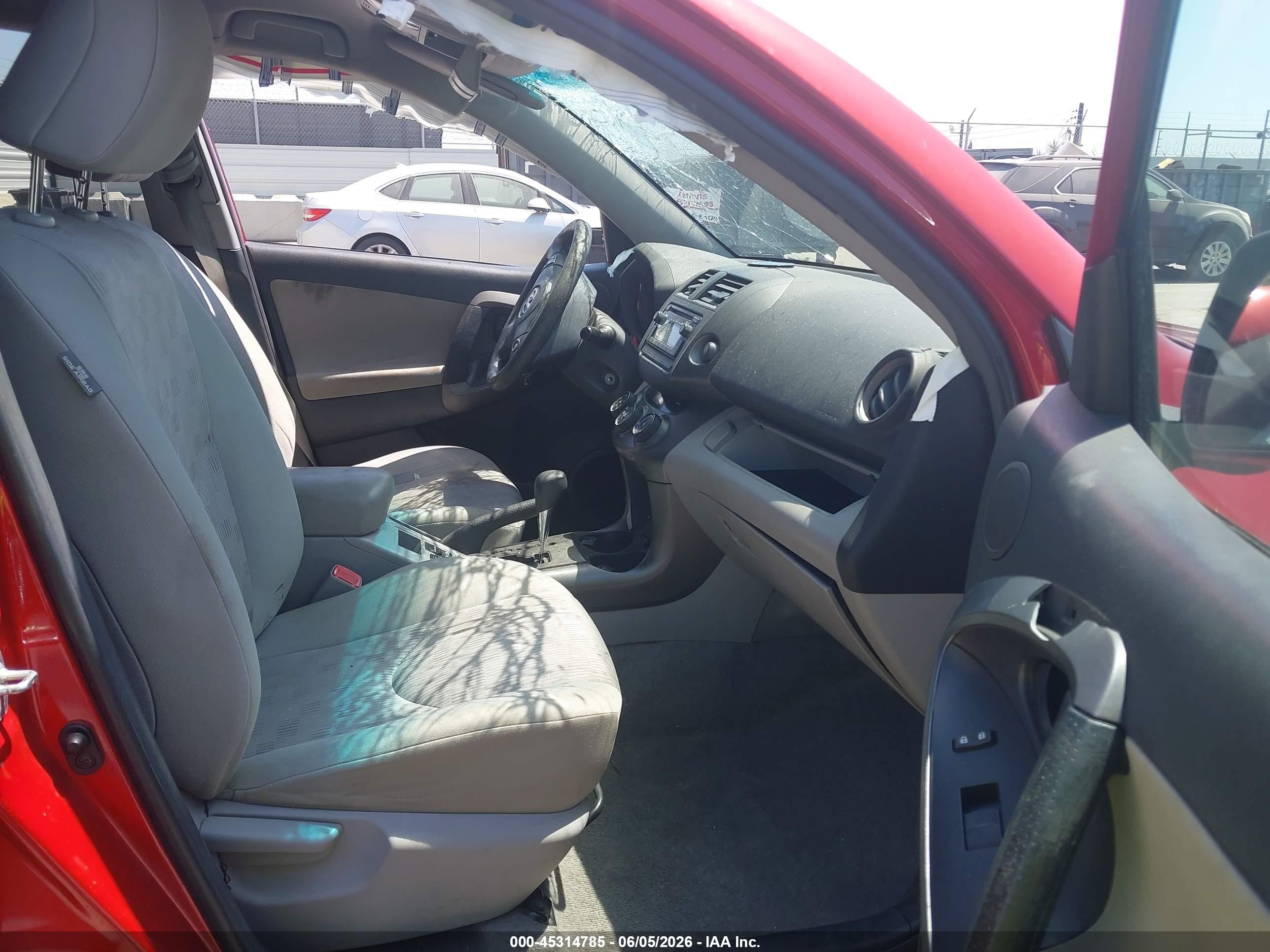 2012 Toyota Rav4   Red vin: 2T3ZF4DV6CW134952
