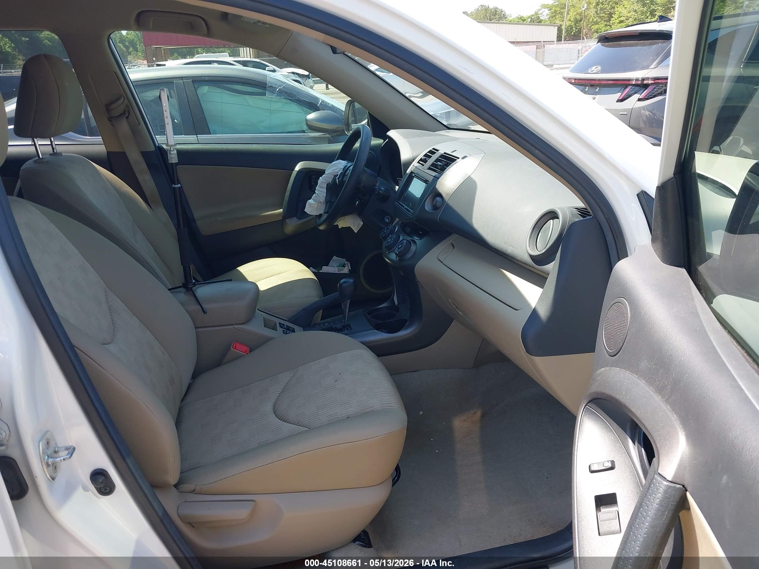 2012 Toyota Rav4   White vin: 2T3ZF4DV6CW155297