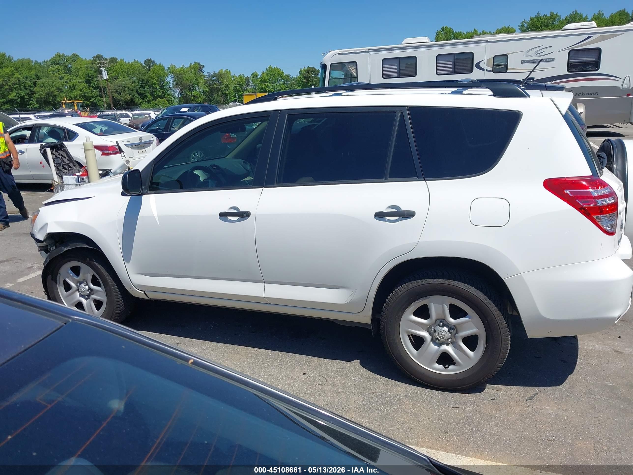 2012 Toyota Rav4   White vin: 2T3ZF4DV6CW155297