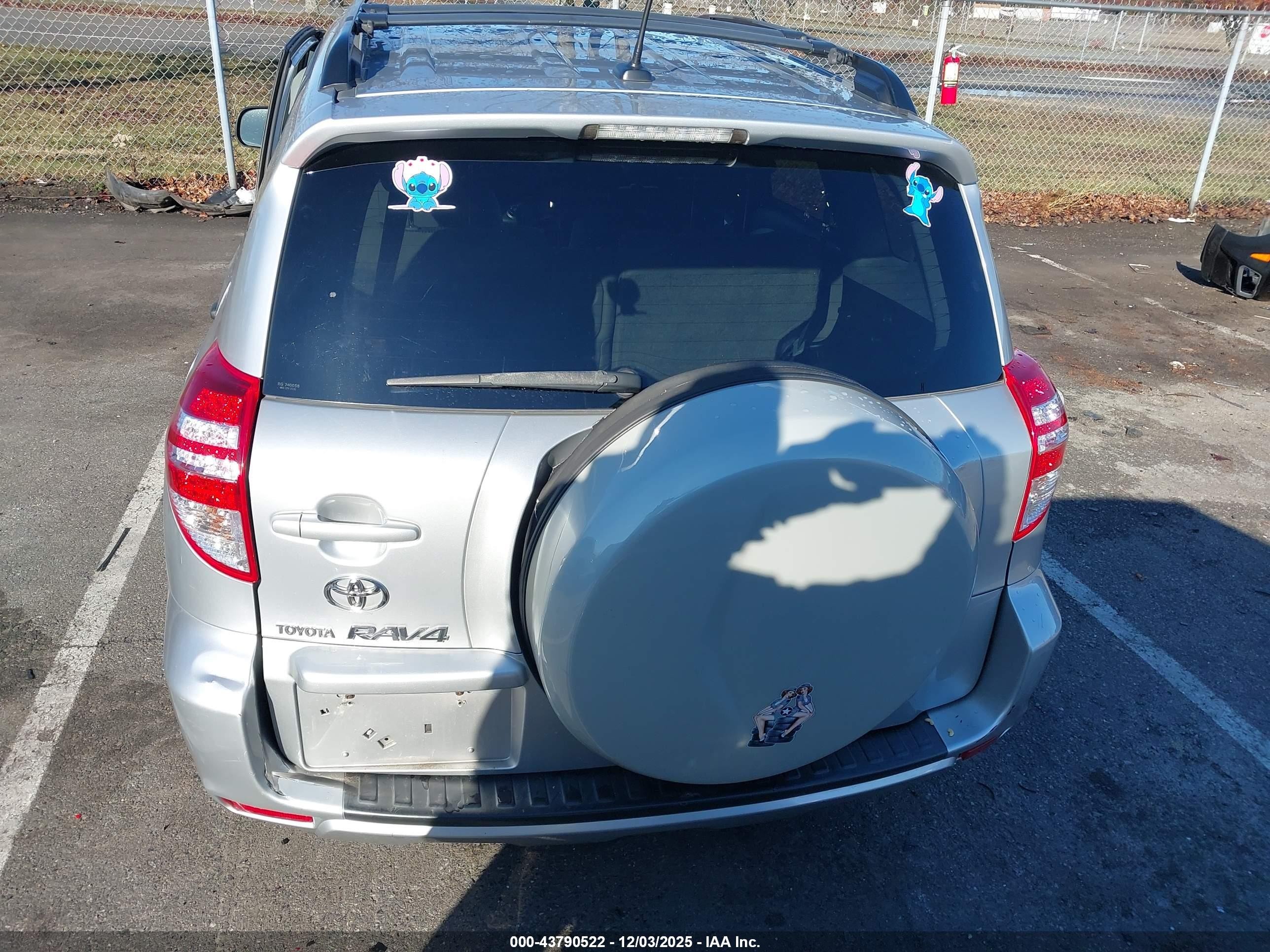 2010 Toyota Rav4   Gray vin: 2T3ZF4DV7AW017071