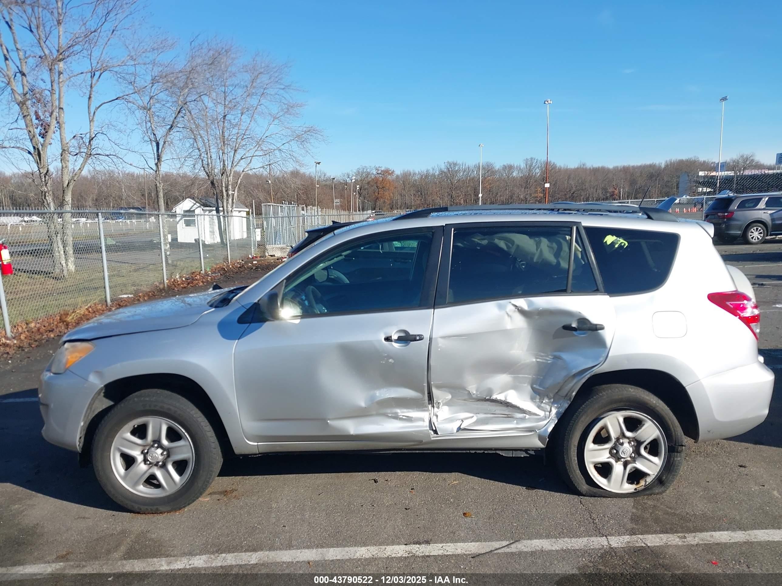 2010 Toyota Rav4   Gray vin: 2T3ZF4DV7AW017071