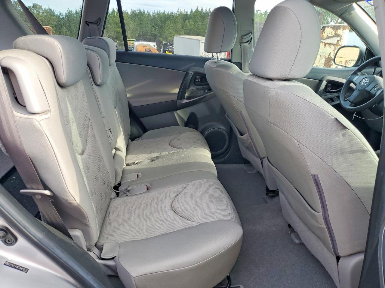 2010 Toyota Rav4 Base Silver vin: 2T3ZF4DV7AW030516