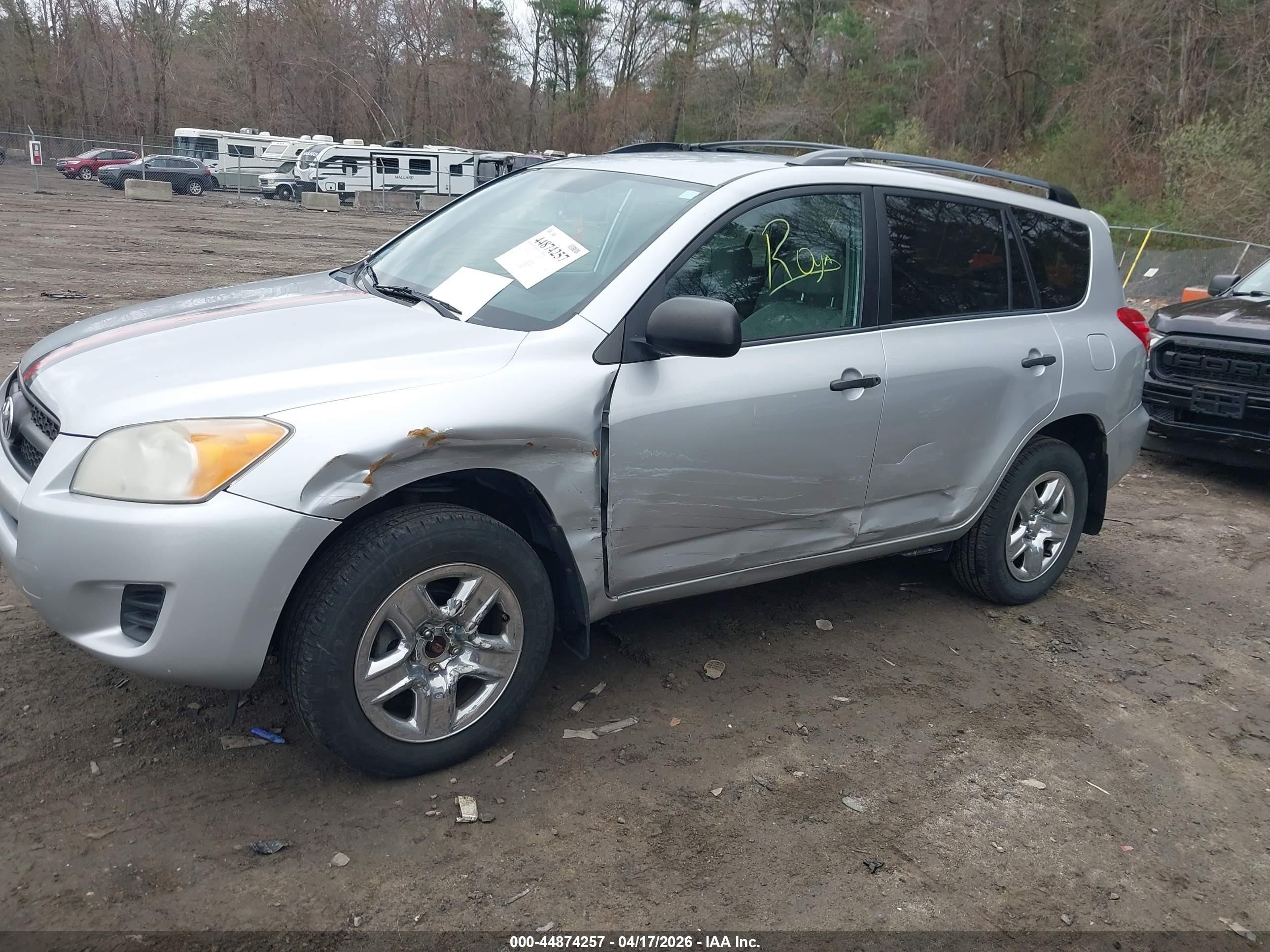 2010 Toyota Rav4   Серебряный vin: 2T3ZF4DV7AW032590