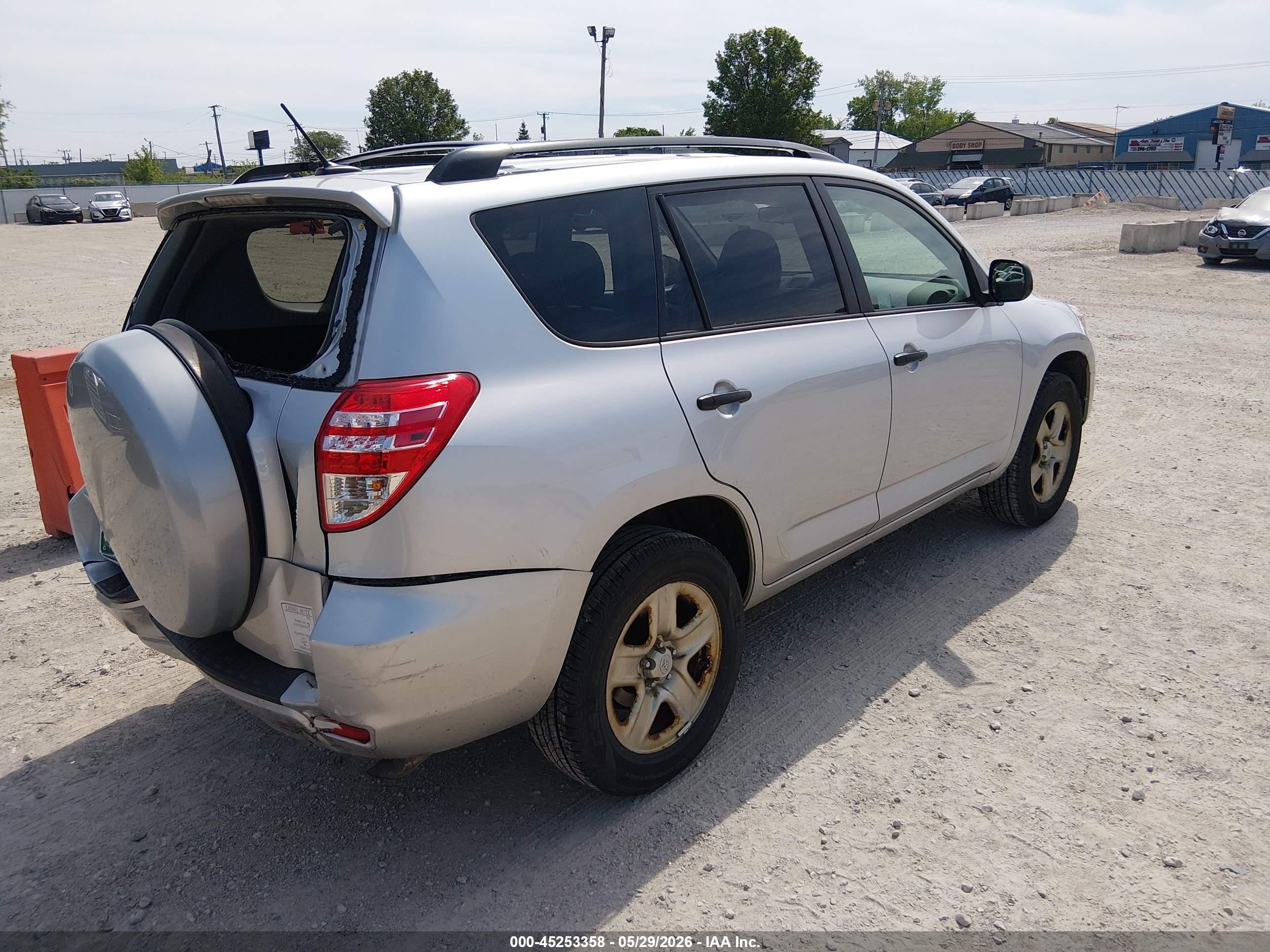 2010 Toyota Rav4 Silver vin: 2T3ZF4DV7AW052497