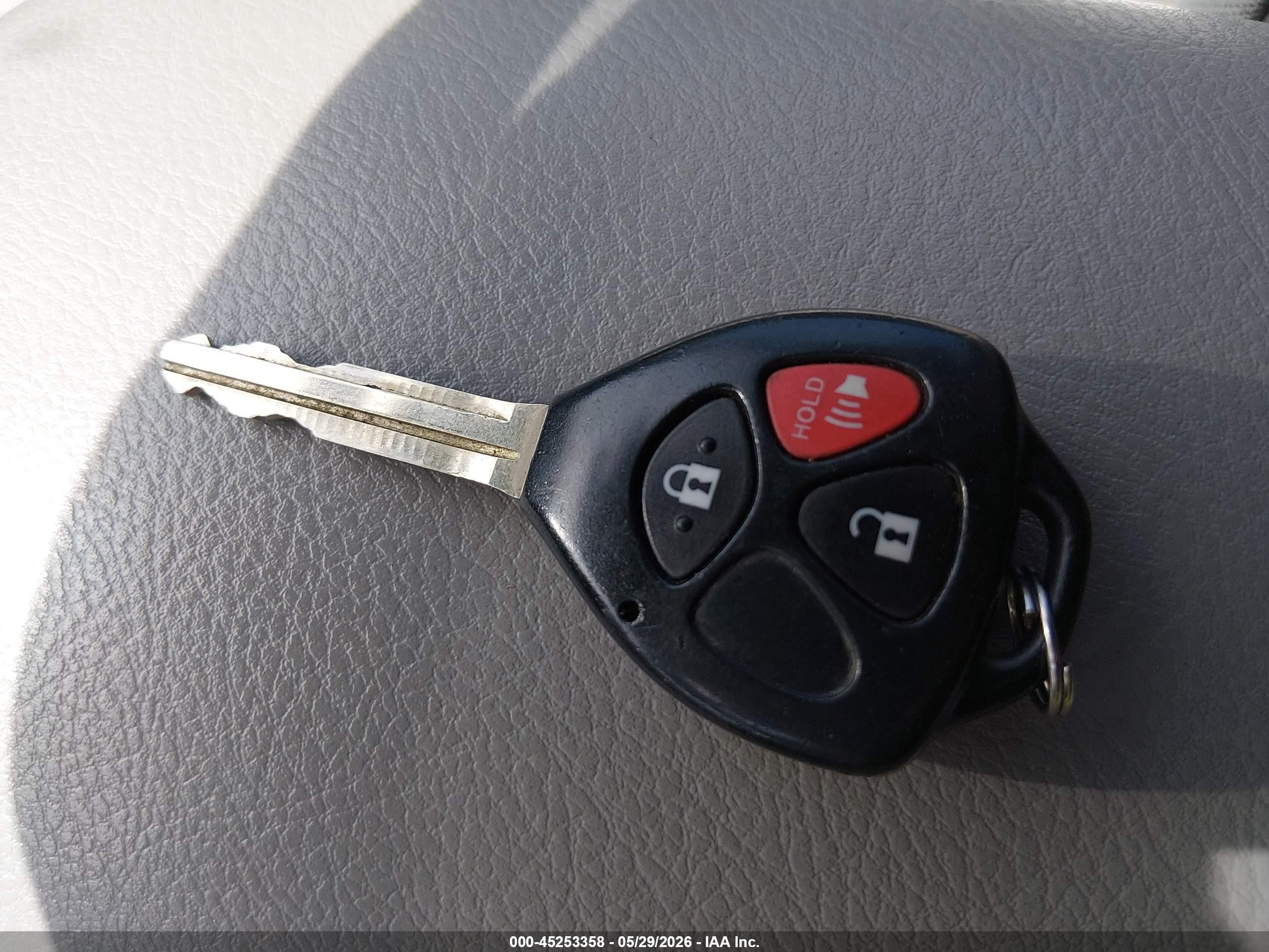 2010 Toyota Rav4 Silver vin: 2T3ZF4DV7AW052497