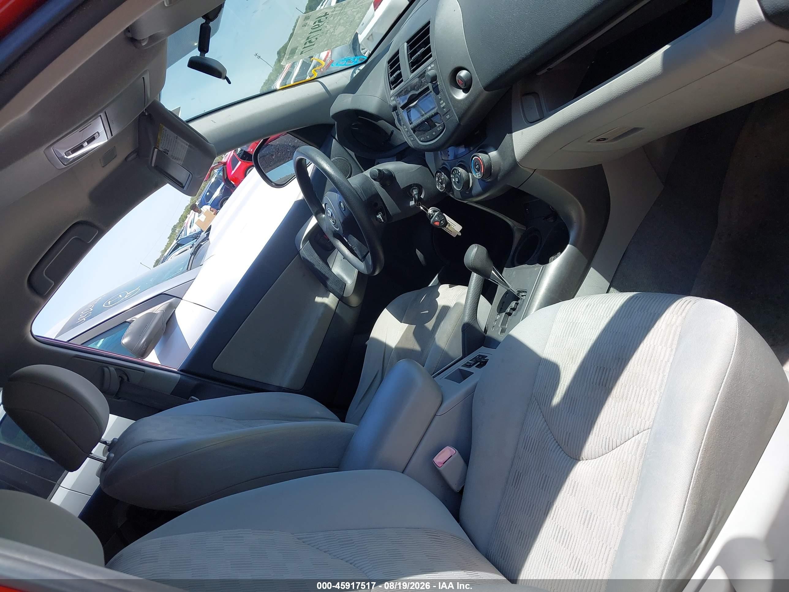 2011 Toyota Rav4   Red vin: 2T3ZF4DV7BW053876