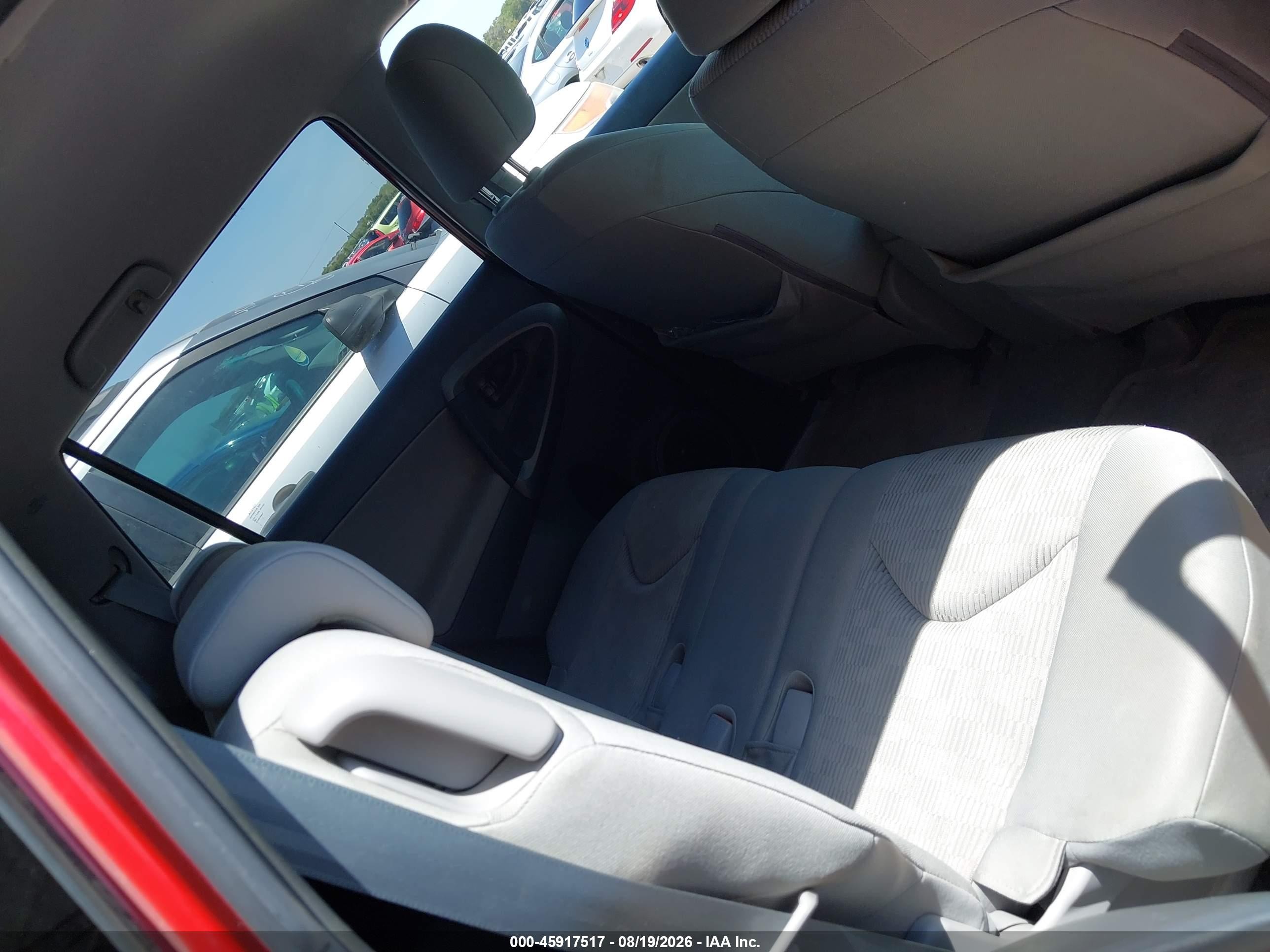 2011 Toyota Rav4   Red vin: 2T3ZF4DV7BW053876