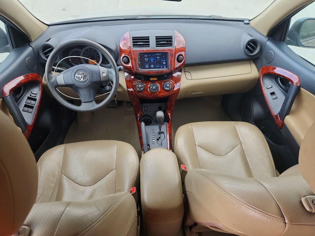 2011 Toyota Rav4 Base Gold vin: 2T3ZF4DV7BW063517