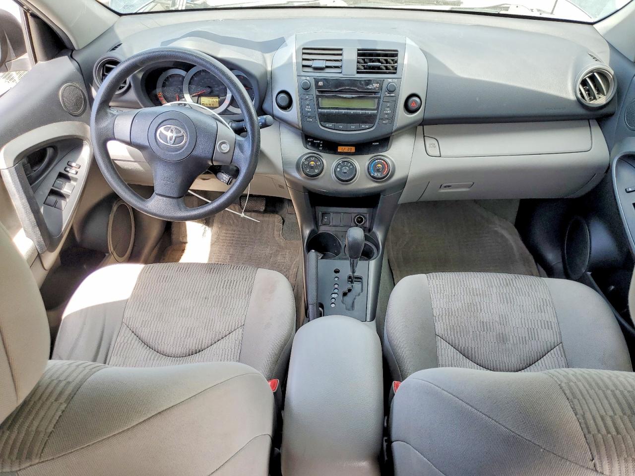 2011 Toyota Rav4 Base Зеленый vin: 2T3ZF4DV7BW065266