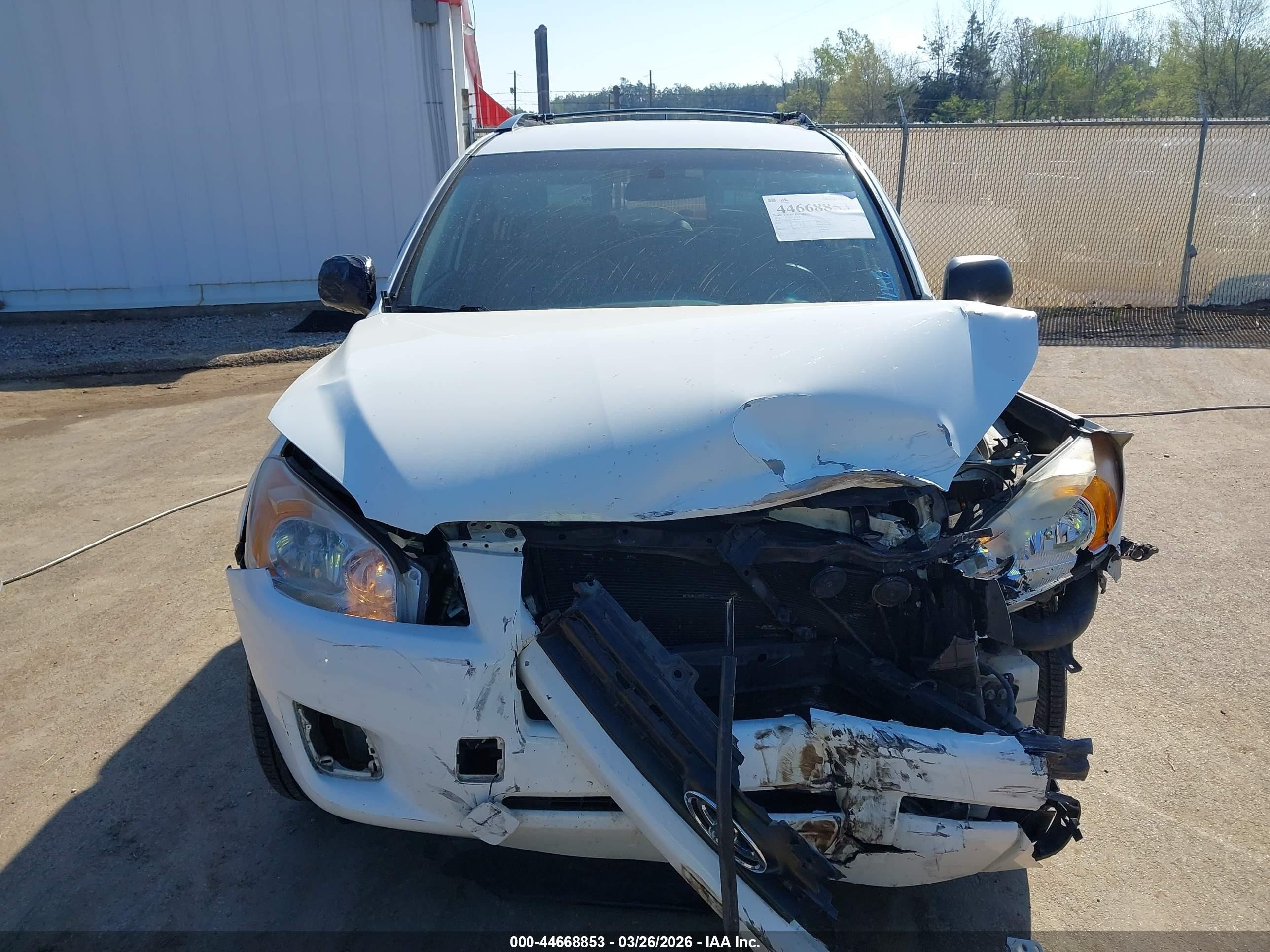 2011 Toyota Rav4   White vin: 2T3ZF4DV7BW082410