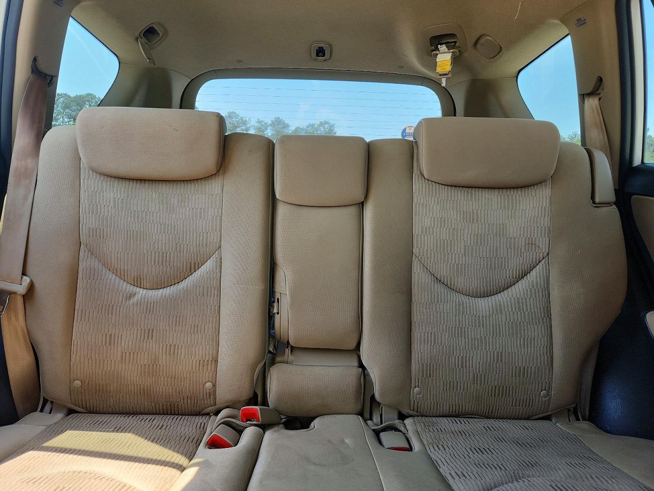 2011 Toyota Rav4 Base White vin: 2T3ZF4DV7BW086005