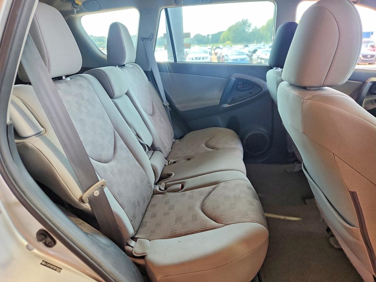 2012 Toyota Rav4 4wd Silver vin: 2T3ZF4DV7CW115049
