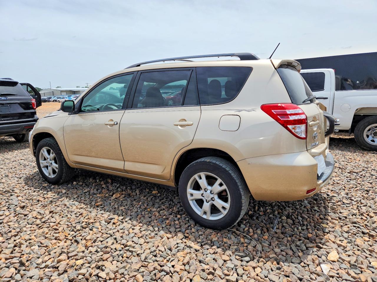 2012 Toyota Rav4 Base Бежевый vin: 2T3ZF4DV7CW124804