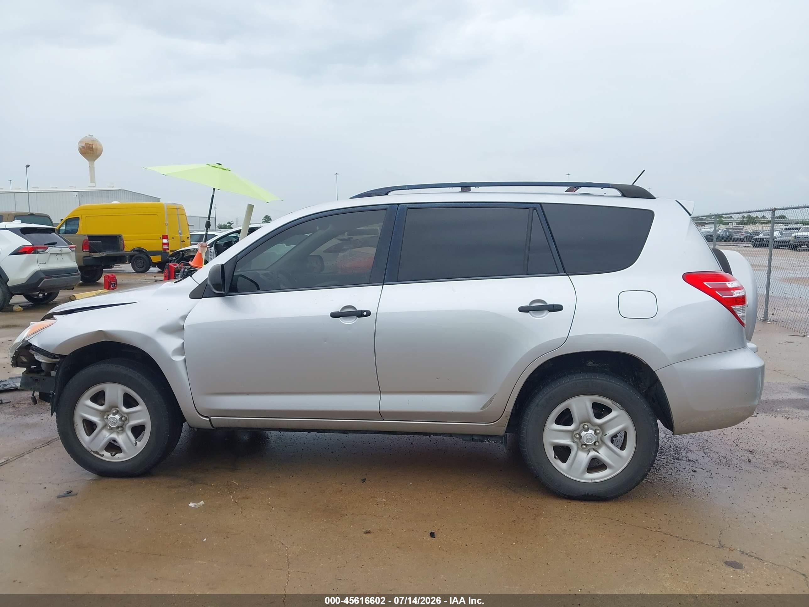 2012 Toyota Rav4   Silver vin: 2T3ZF4DV7CW128075