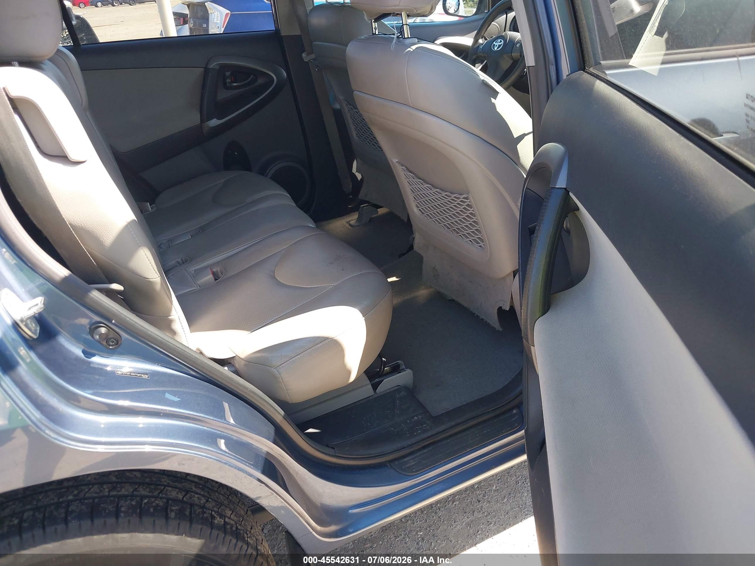 2012 Toyota Rav4   Blue vin: 2T3ZF4DV7CW130392