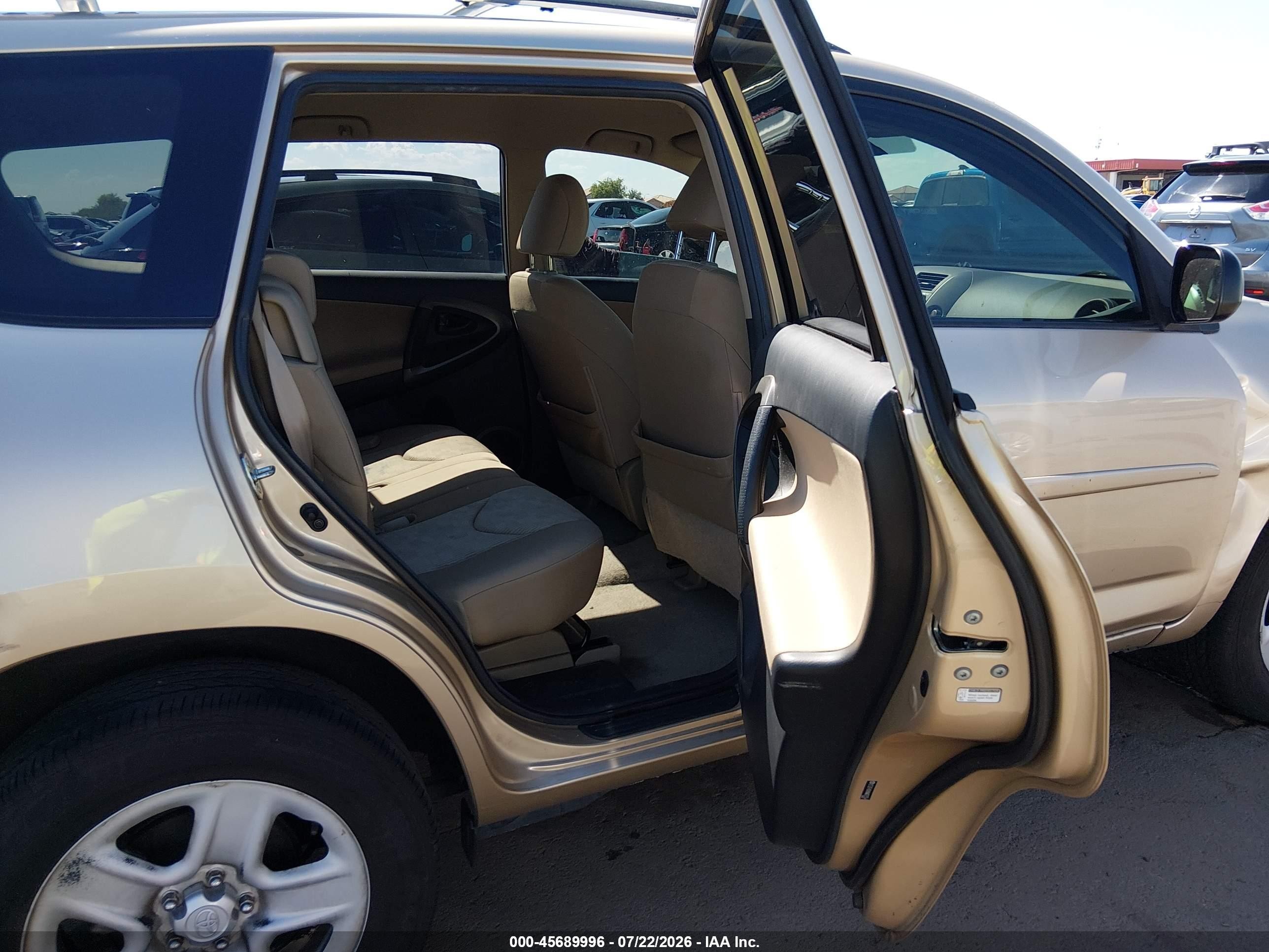 2010 Toyota Rav4   Gold vin: 2T3ZF4DV8AW022554