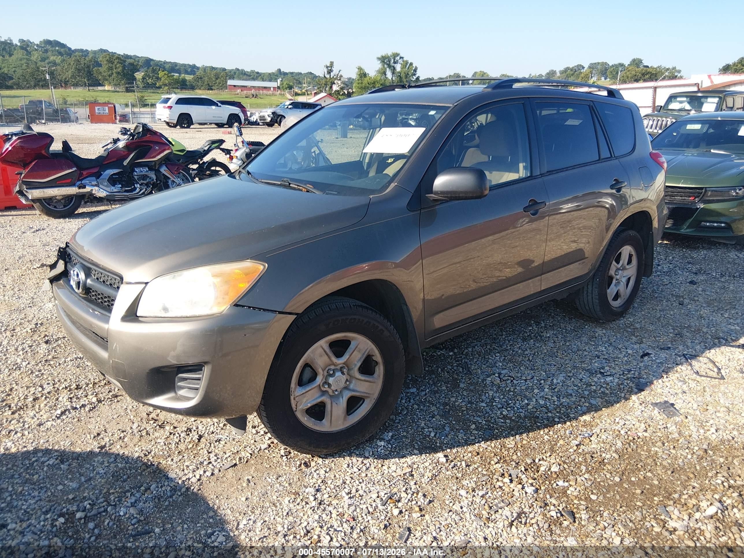 2010 Toyota Rav4   Champagne vin: 2T3ZF4DV8AW024157