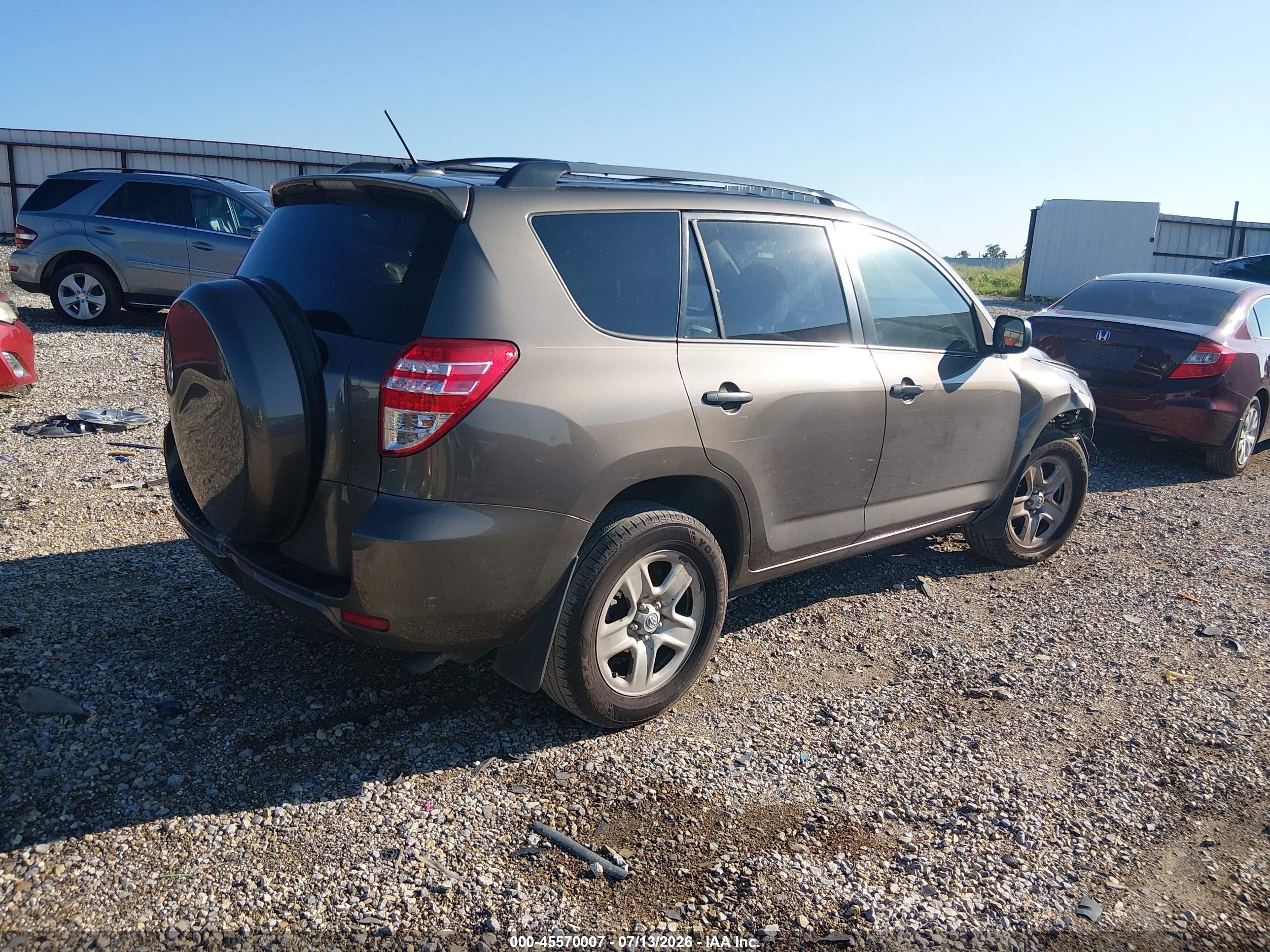 2010 Toyota Rav4   Champagne vin: 2T3ZF4DV8AW024157