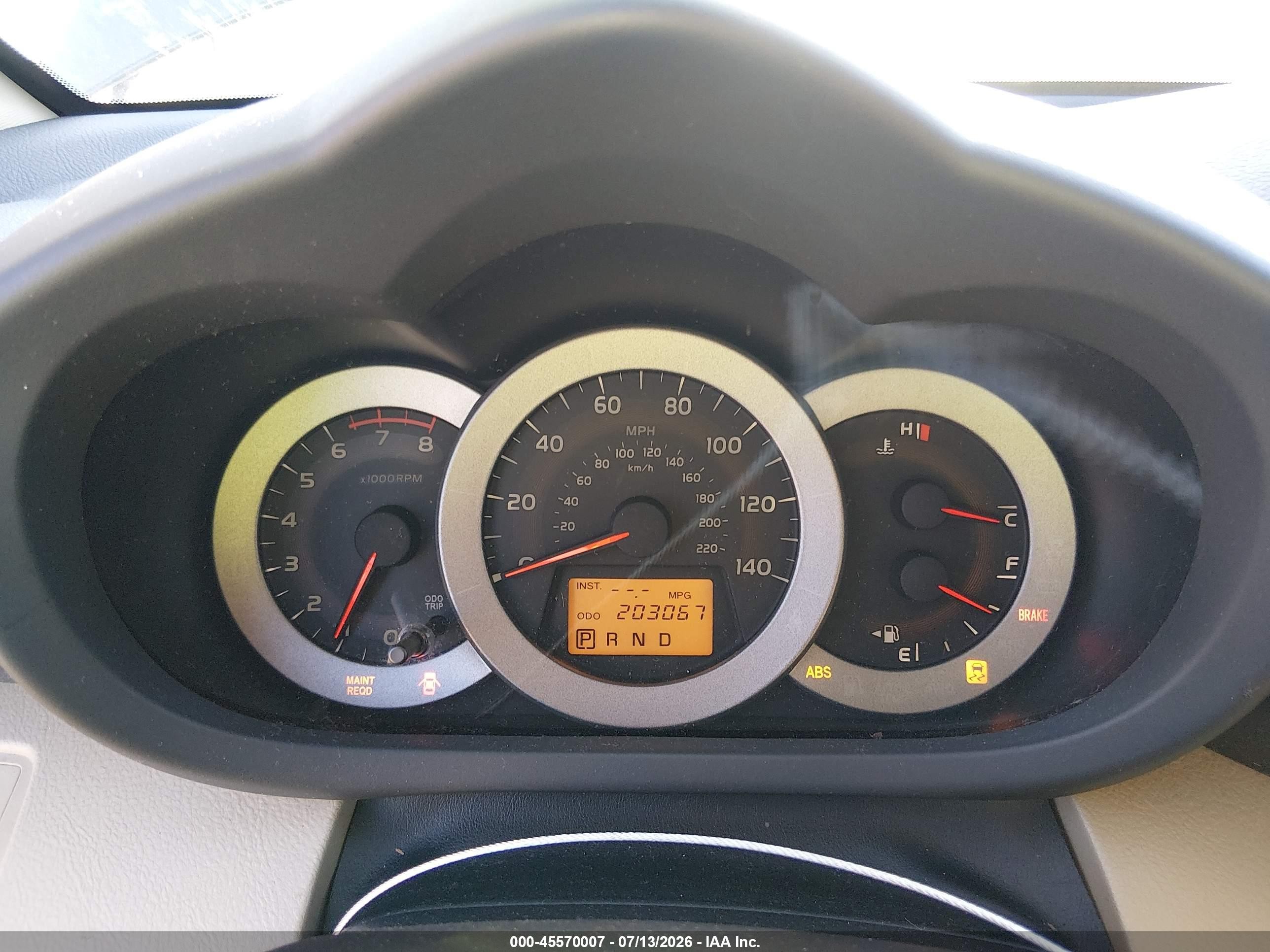 2010 Toyota Rav4   Champagne vin: 2T3ZF4DV8AW024157