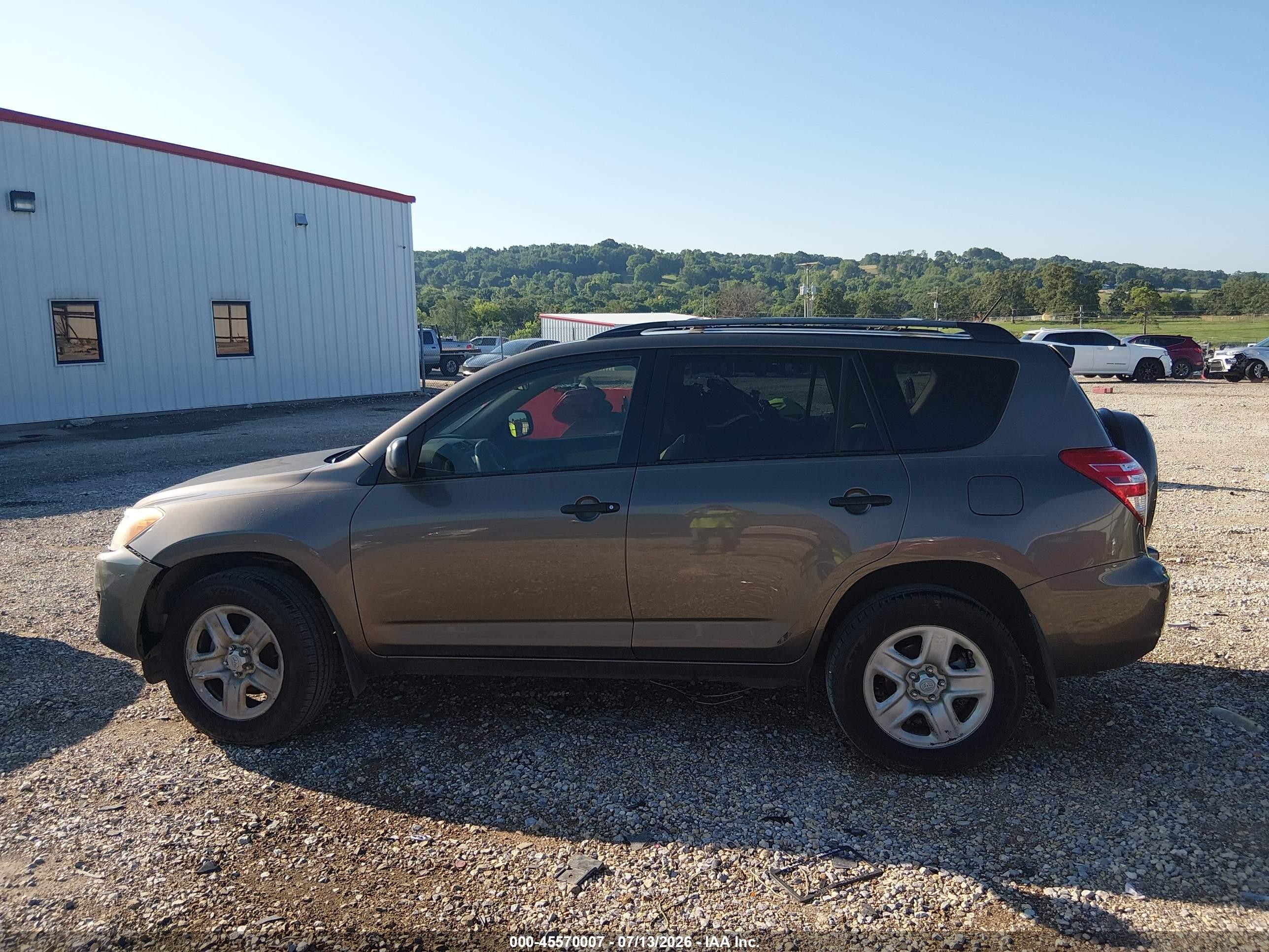 2010 Toyota Rav4   Champagne vin: 2T3ZF4DV8AW024157