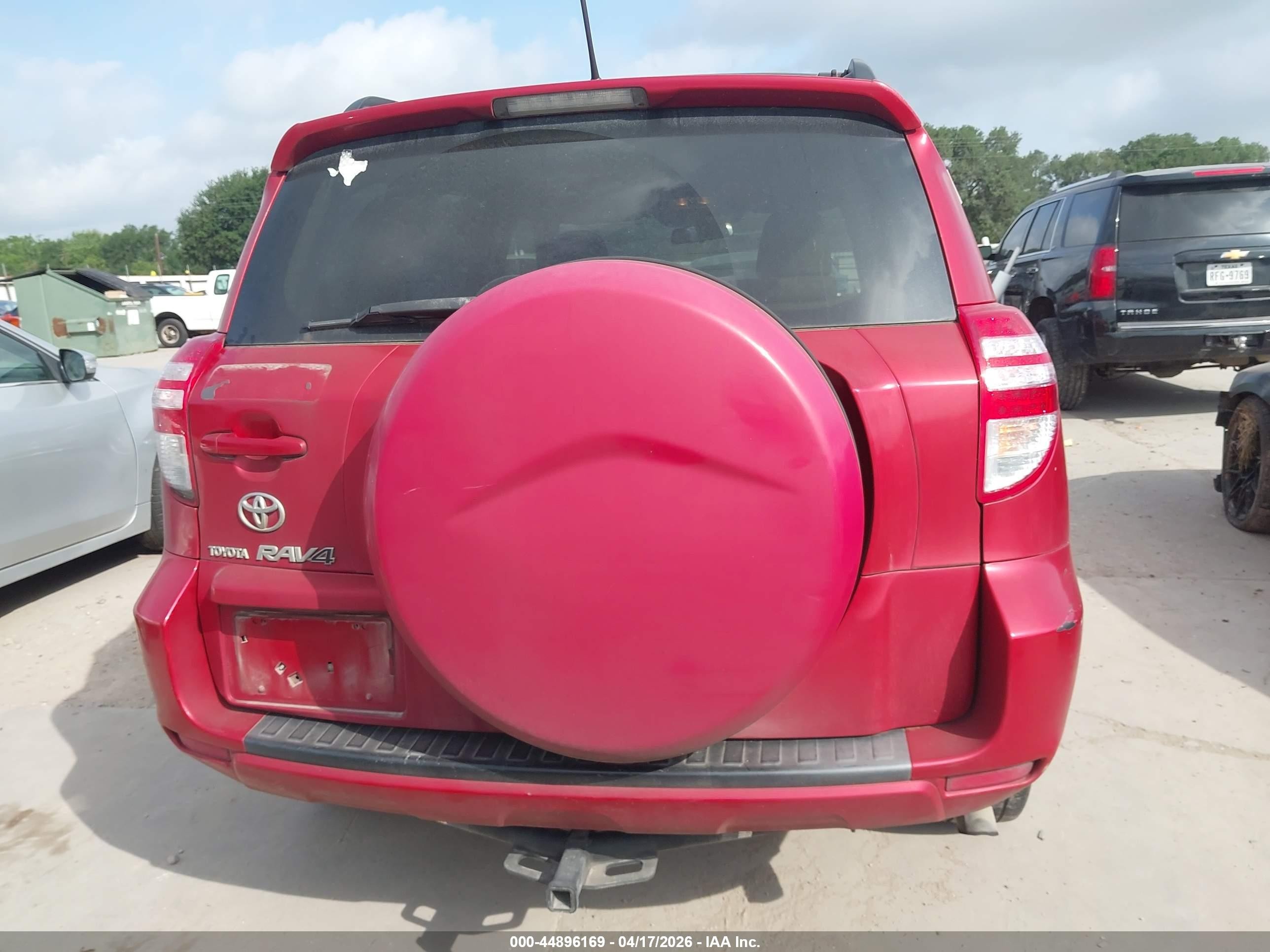 2010 Toyota Rav4   Red vin: 2T3ZF4DV8AW027589