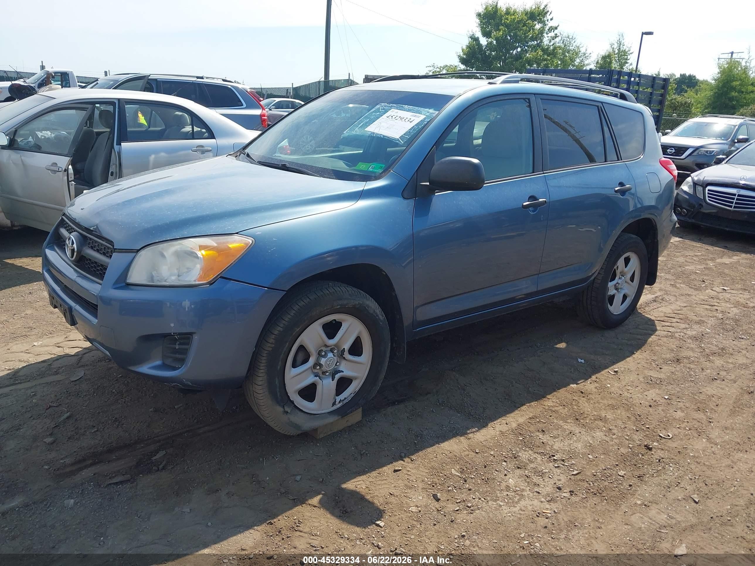 2011 Toyota Rav4   Blue vin: 2T3ZF4DV8BW063140