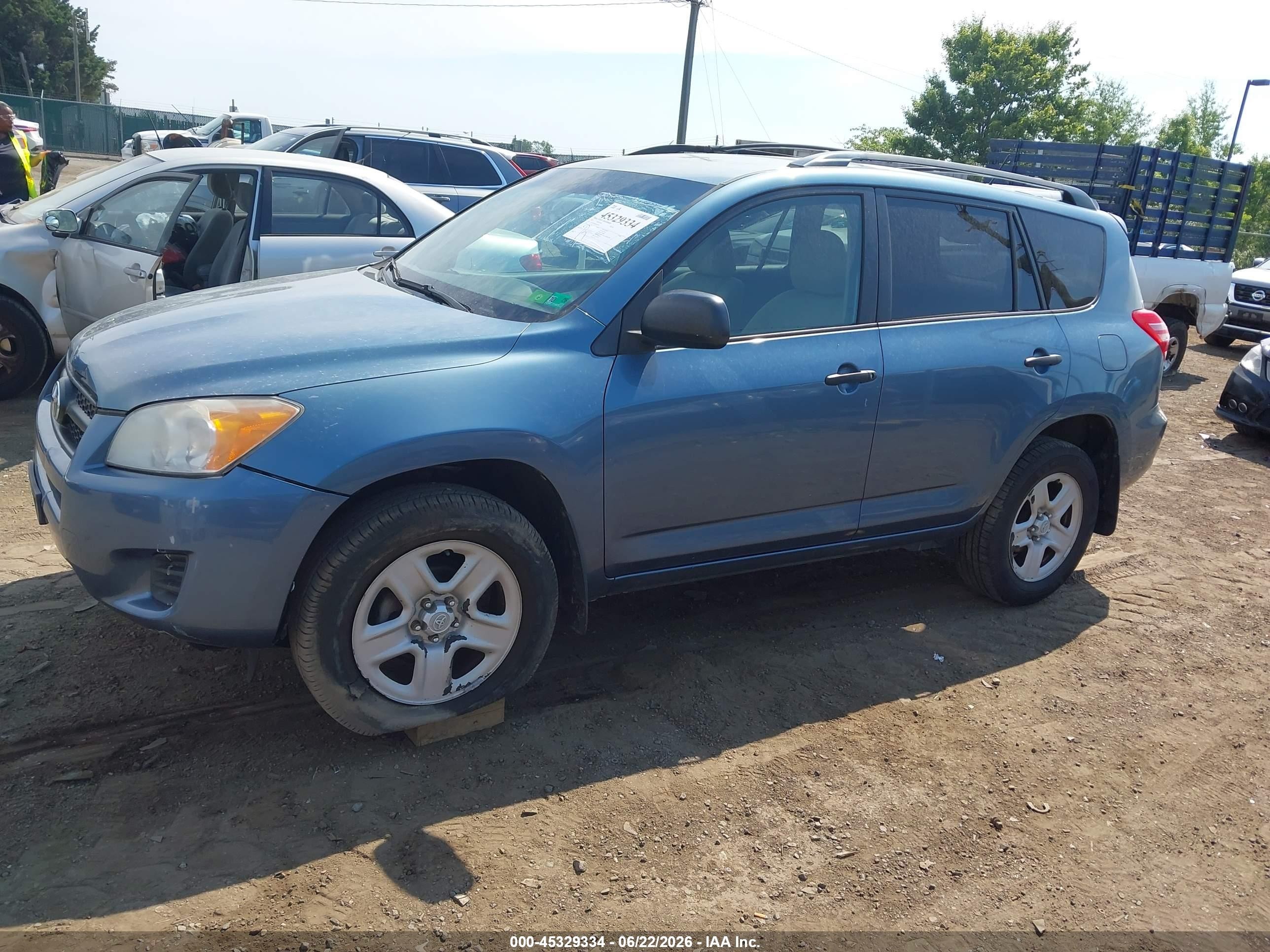2011 Toyota Rav4   Blue vin: 2T3ZF4DV8BW063140