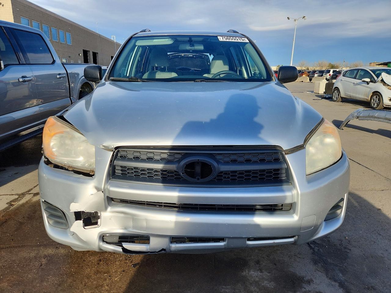 2011 Toyota Rav4 Base Silver vin: 2T3ZF4DV8BW065003