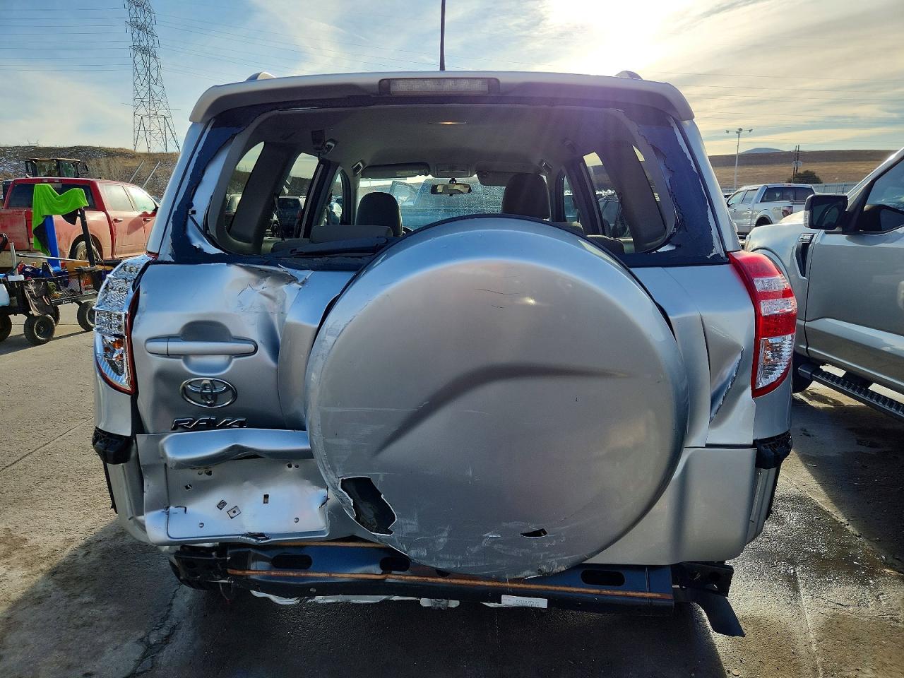 2011 Toyota Rav4 Base Silver vin: 2T3ZF4DV8BW065003