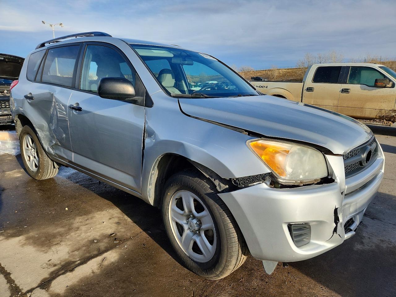 2011 Toyota Rav4 Base Silver vin: 2T3ZF4DV8BW065003