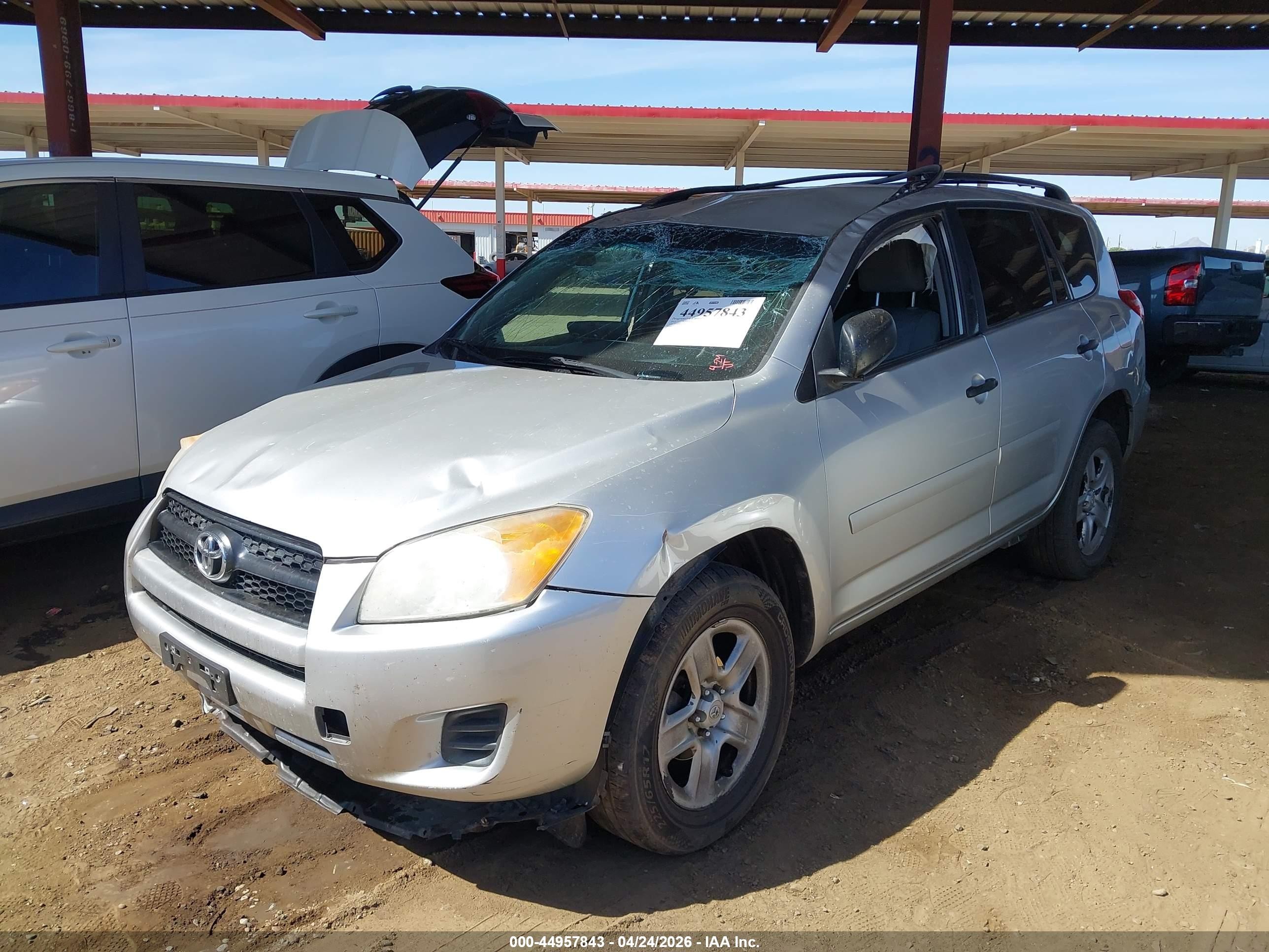 2011 Toyota Rav4 Silver vin: 2T3ZF4DV8BW069181
