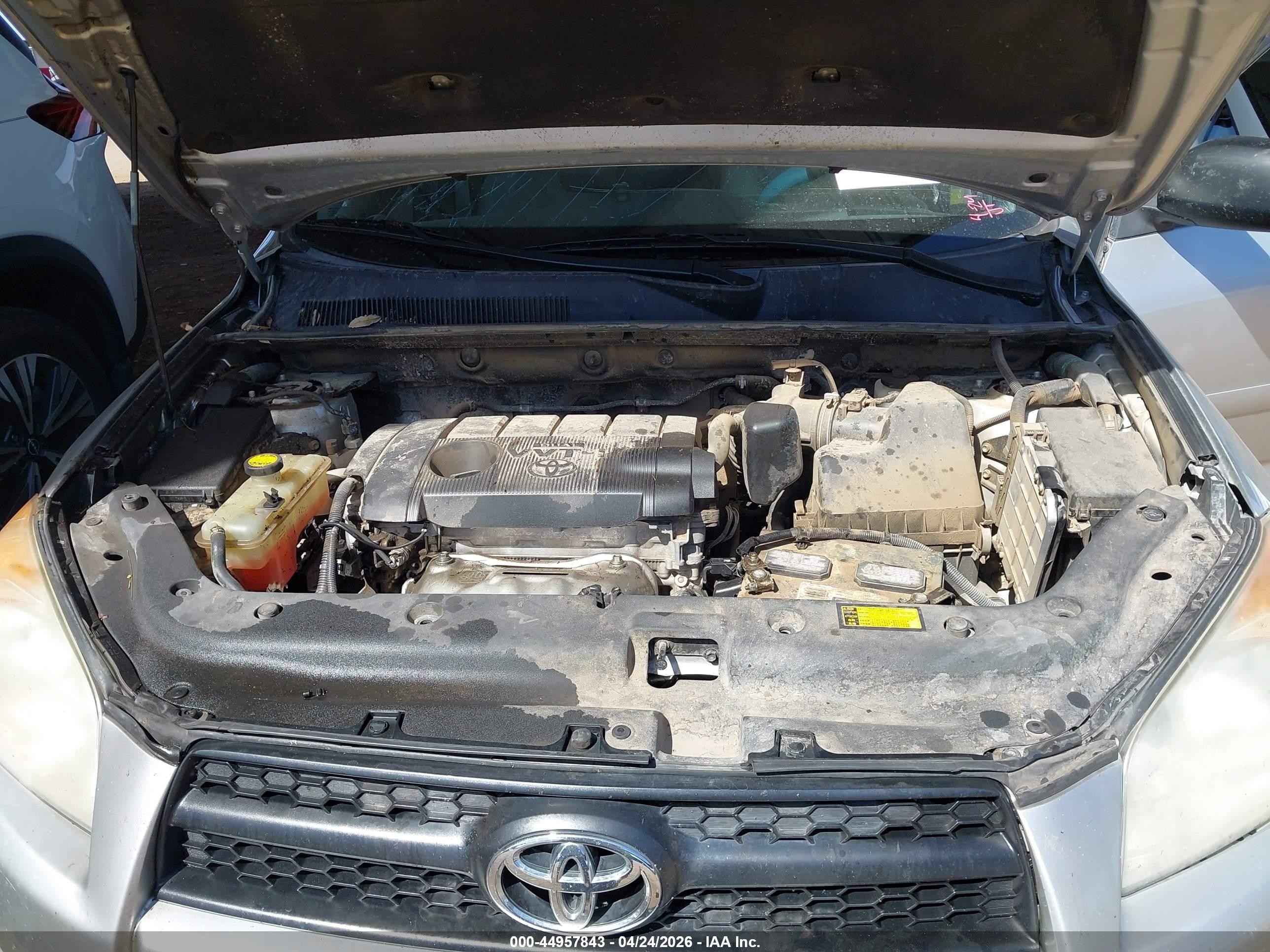 2011 Toyota Rav4 Silver vin: 2T3ZF4DV8BW069181