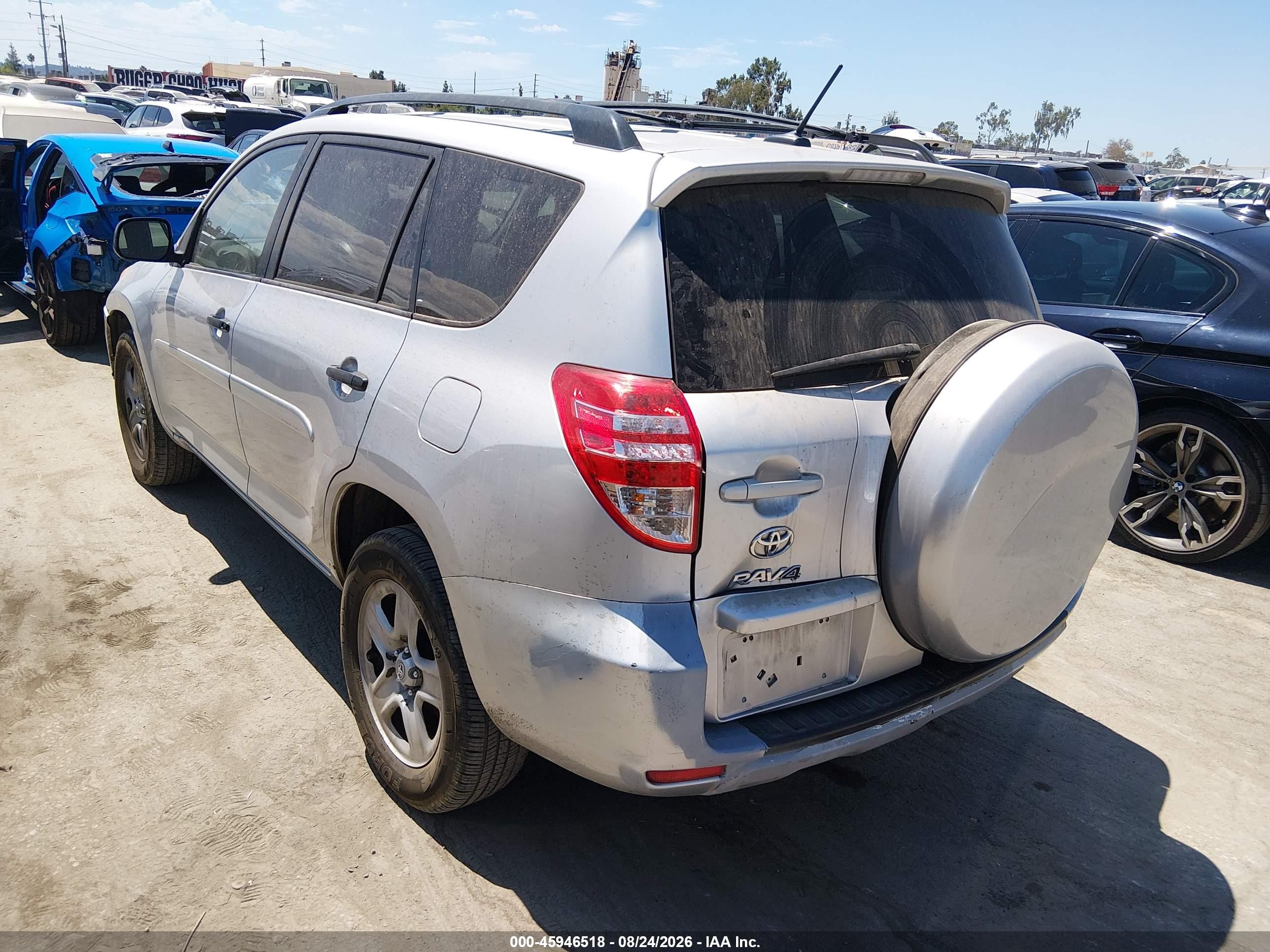 2011 Toyota Rav4   Silver vin: 2T3ZF4DV8BW089138