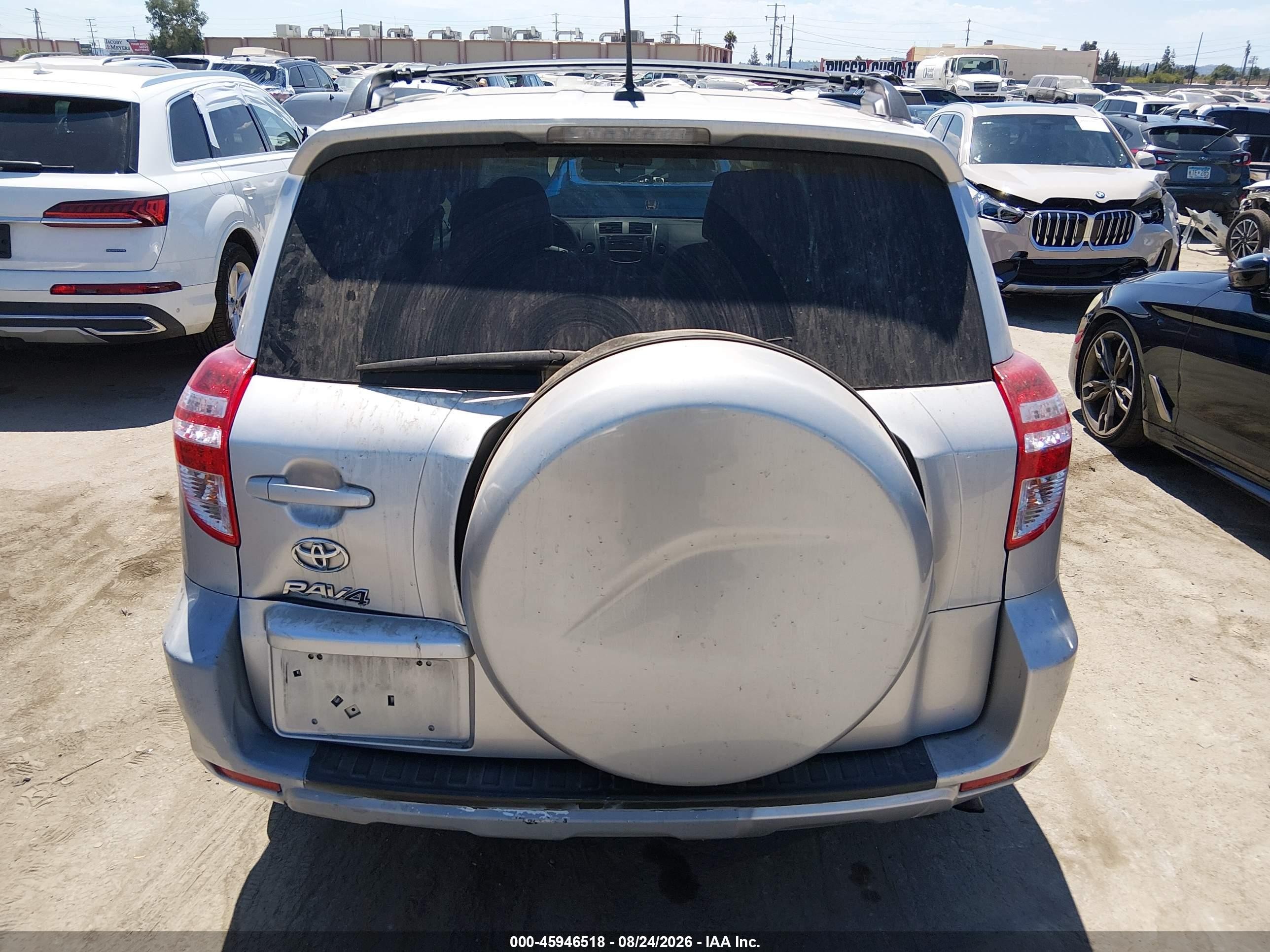 2011 Toyota Rav4   Silver vin: 2T3ZF4DV8BW089138