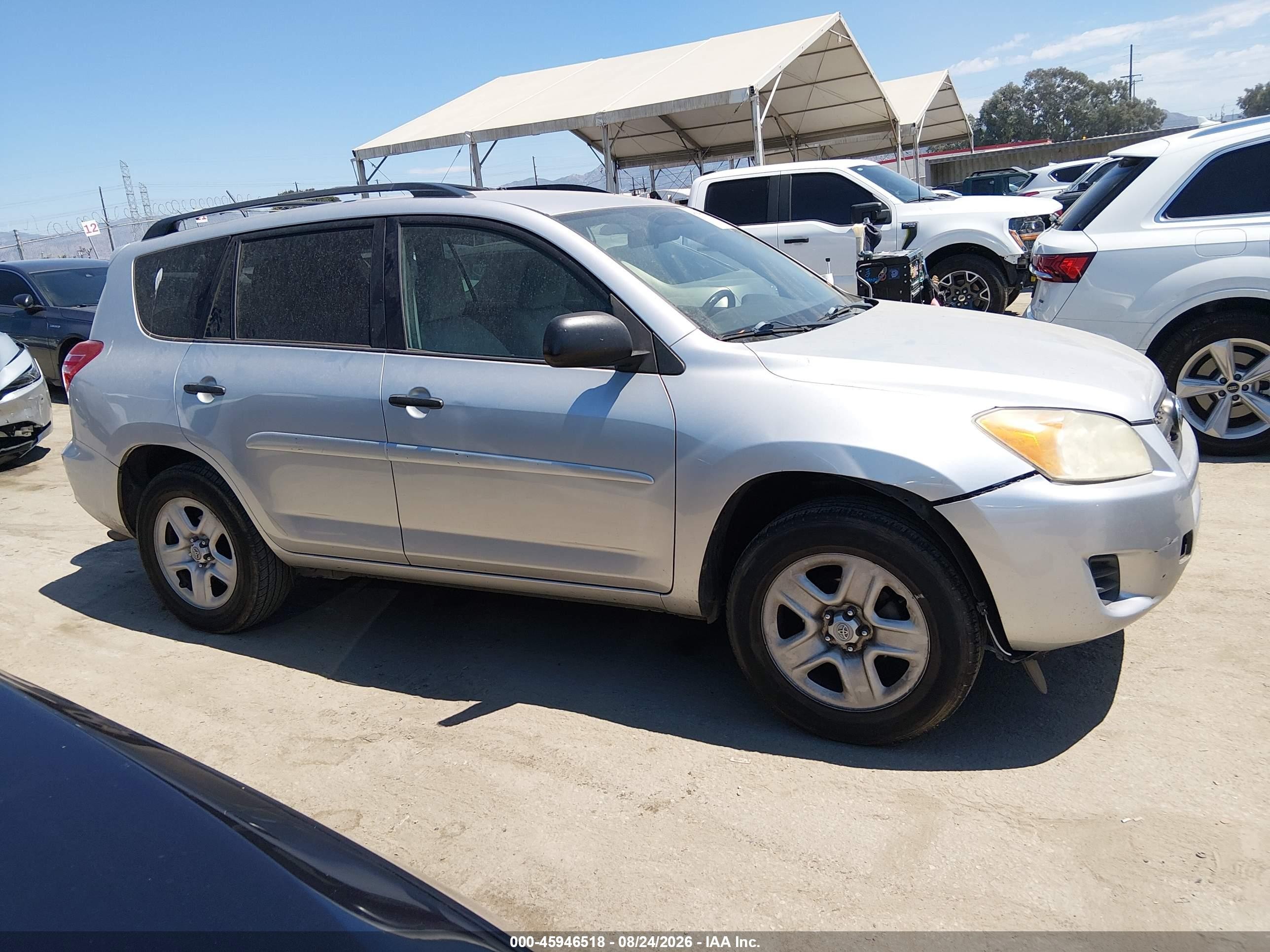 2011 Toyota Rav4   Silver vin: 2T3ZF4DV8BW089138