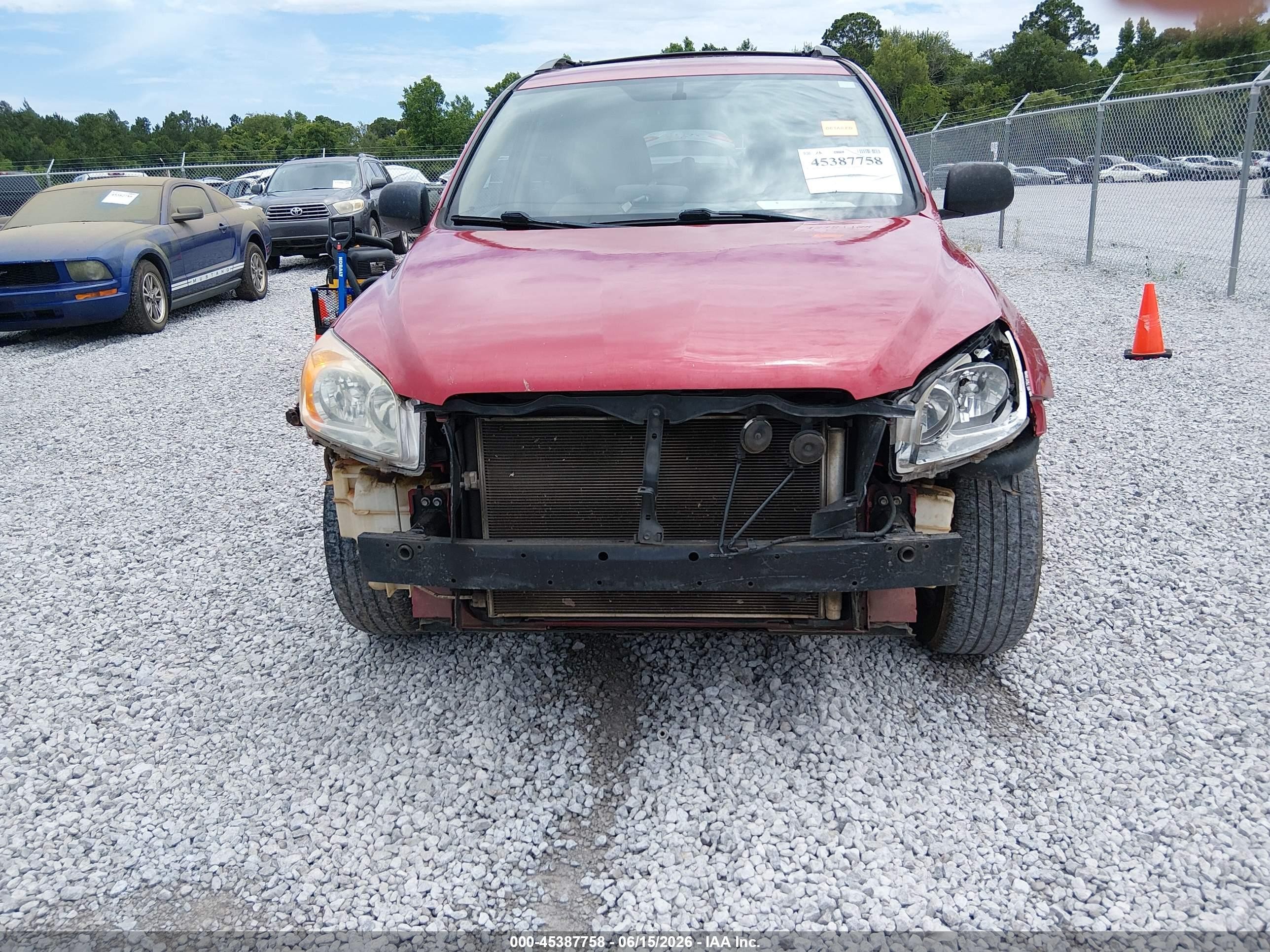 2011 Toyota Rav4   Red vin: 2T3ZF4DV8BW096879