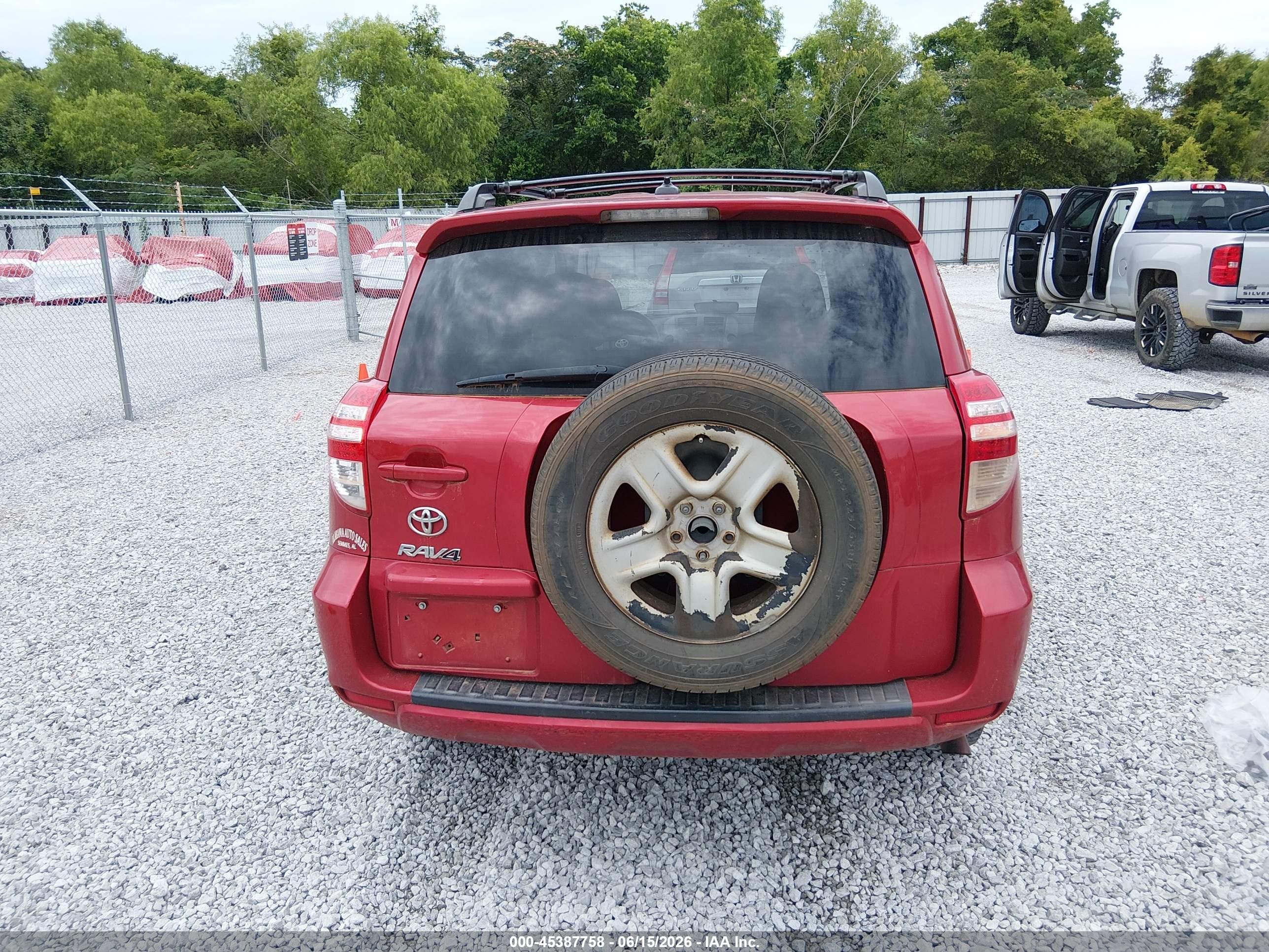 2011 Toyota Rav4   Red vin: 2T3ZF4DV8BW096879