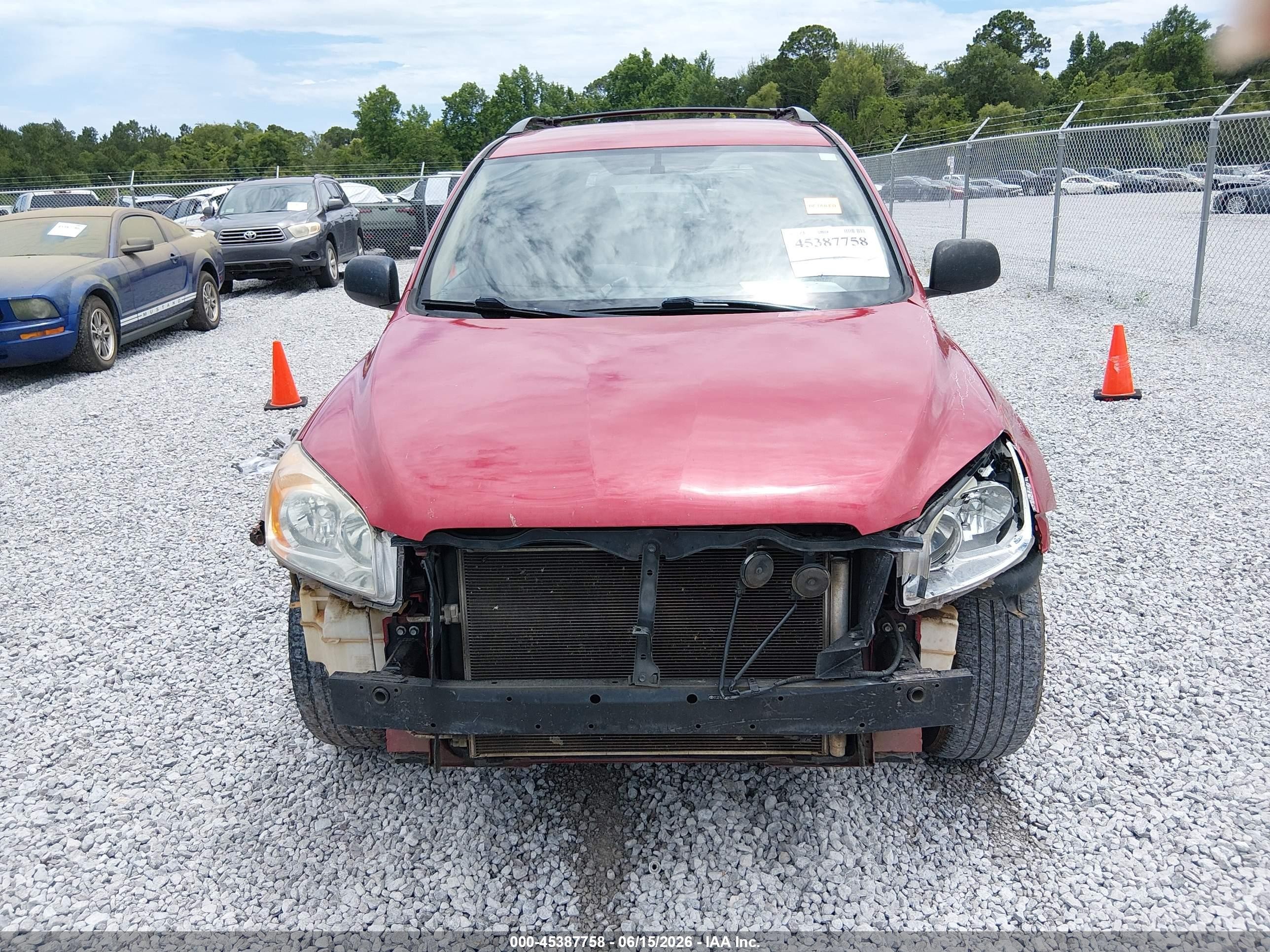 2011 Toyota Rav4   Red vin: 2T3ZF4DV8BW096879
