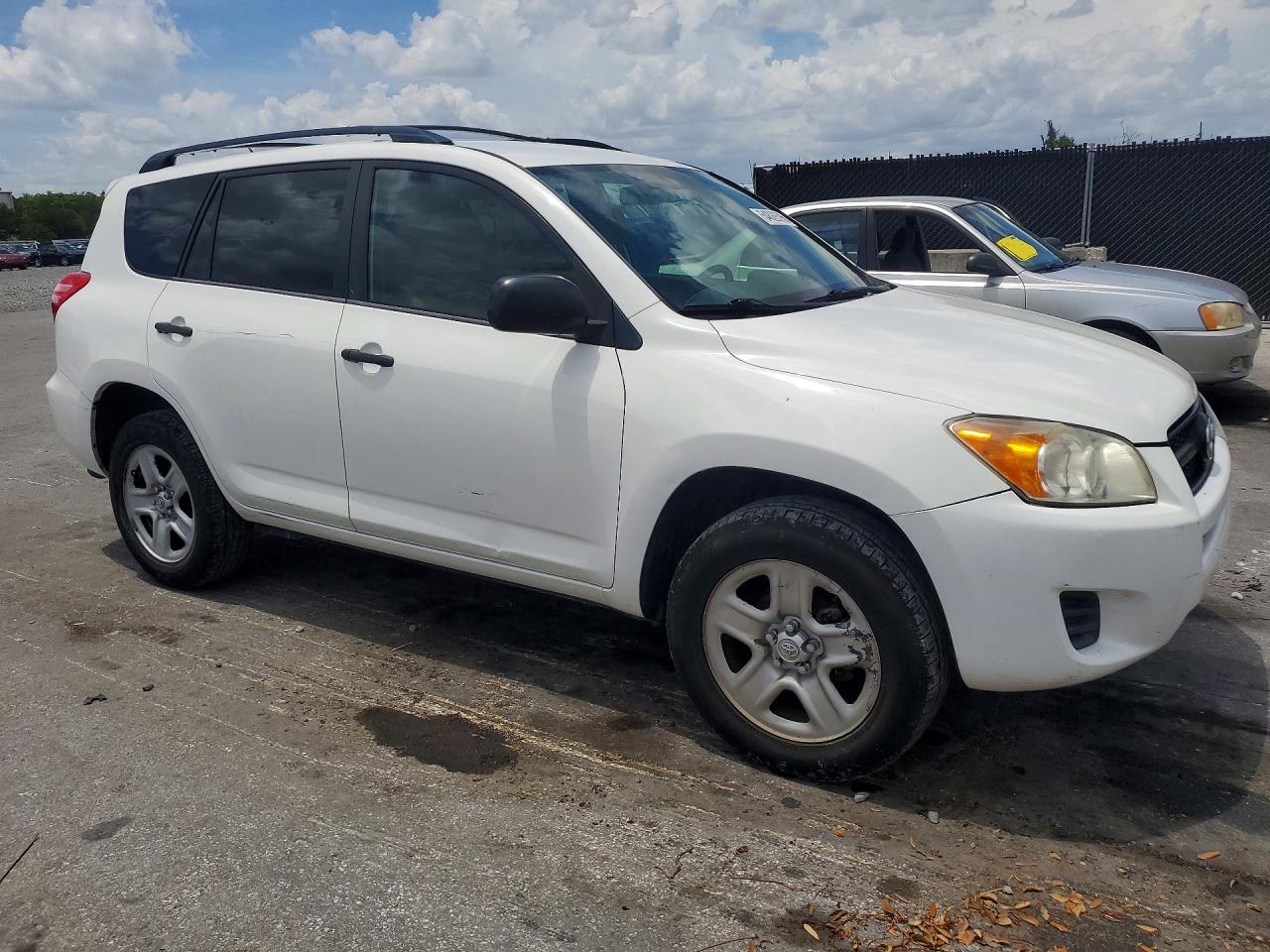 2012 Toyota Rav4 Base White vin: 2T3ZF4DV8CW131258
