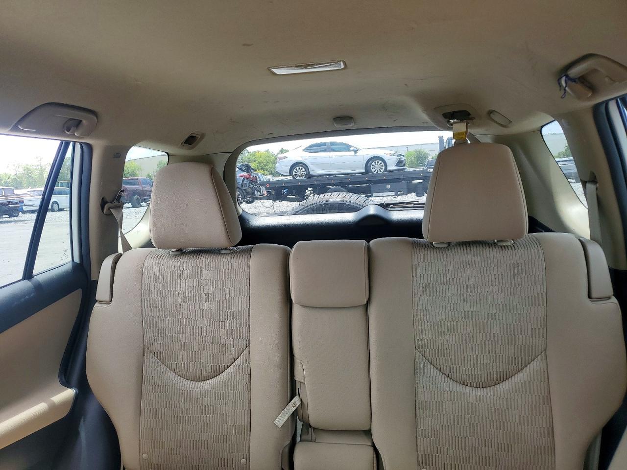 2012 Toyota Rav4 Base White vin: 2T3ZF4DV8CW131258