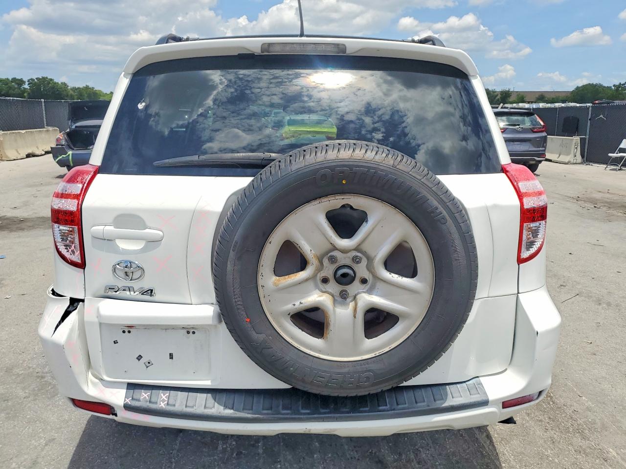 2012 Toyota Rav4 Base White vin: 2T3ZF4DV8CW131258