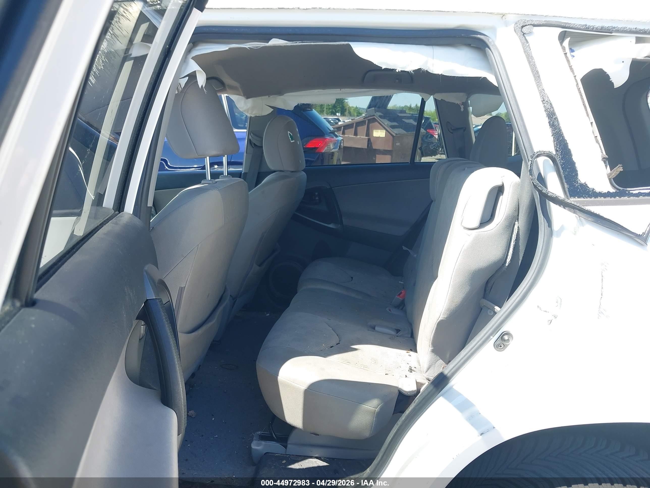 2012 Toyota Rav4   White vin: 2T3ZF4DV8CW143927