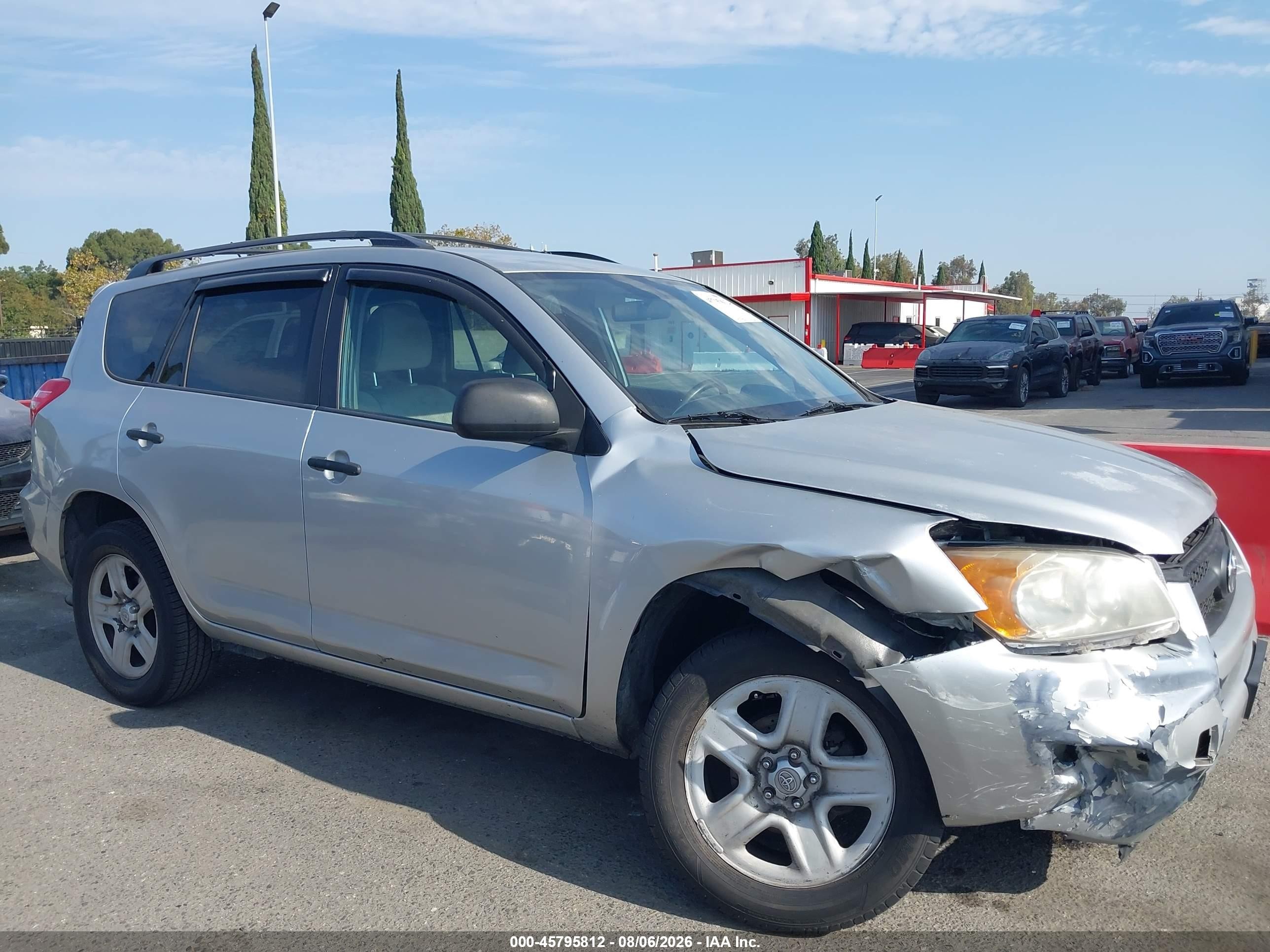 2010 Toyota Rav4   Silver vin: 2T3ZF4DV9AW041646