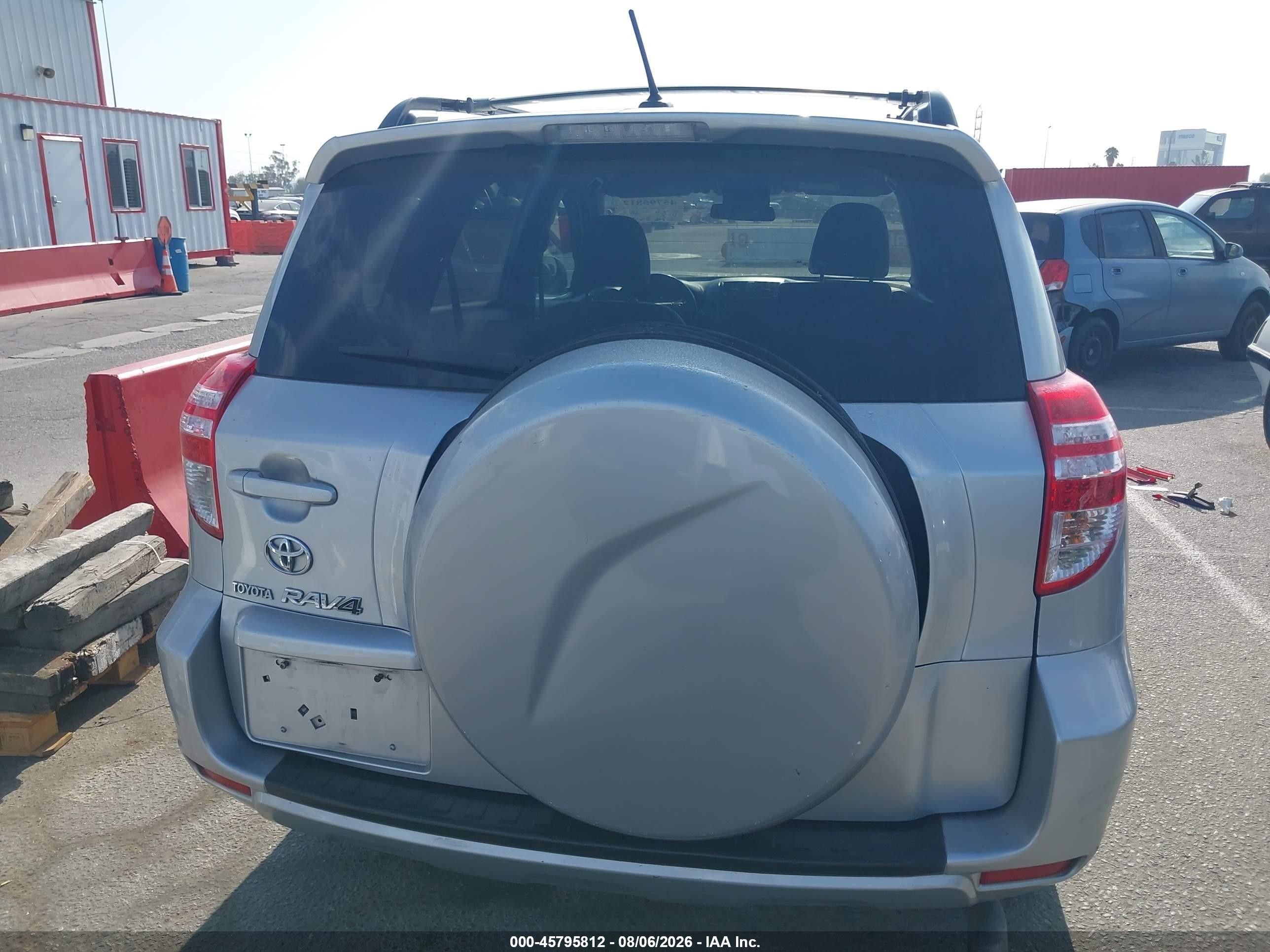 2010 Toyota Rav4   Silver vin: 2T3ZF4DV9AW041646