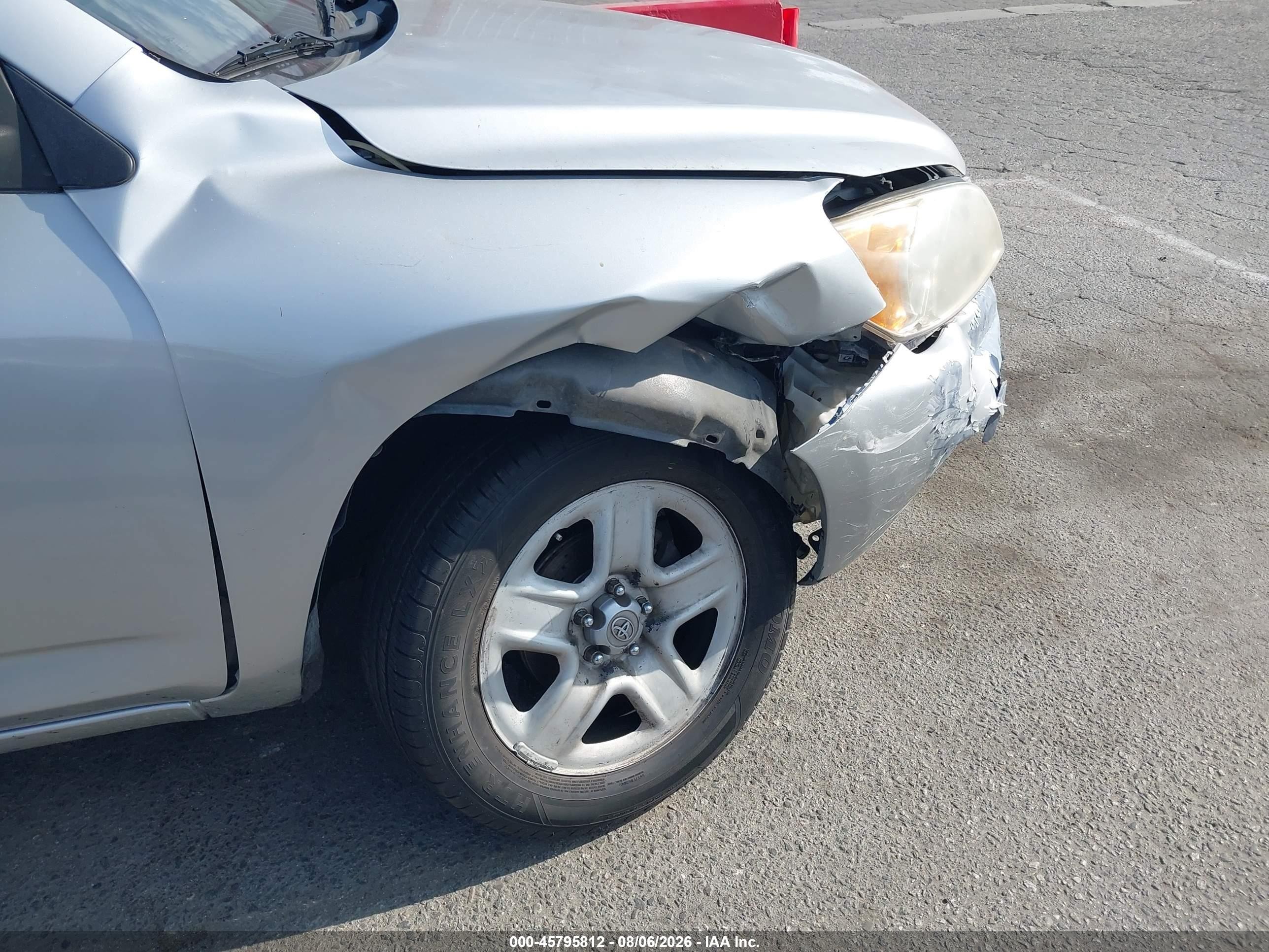2010 Toyota Rav4   Silver vin: 2T3ZF4DV9AW041646