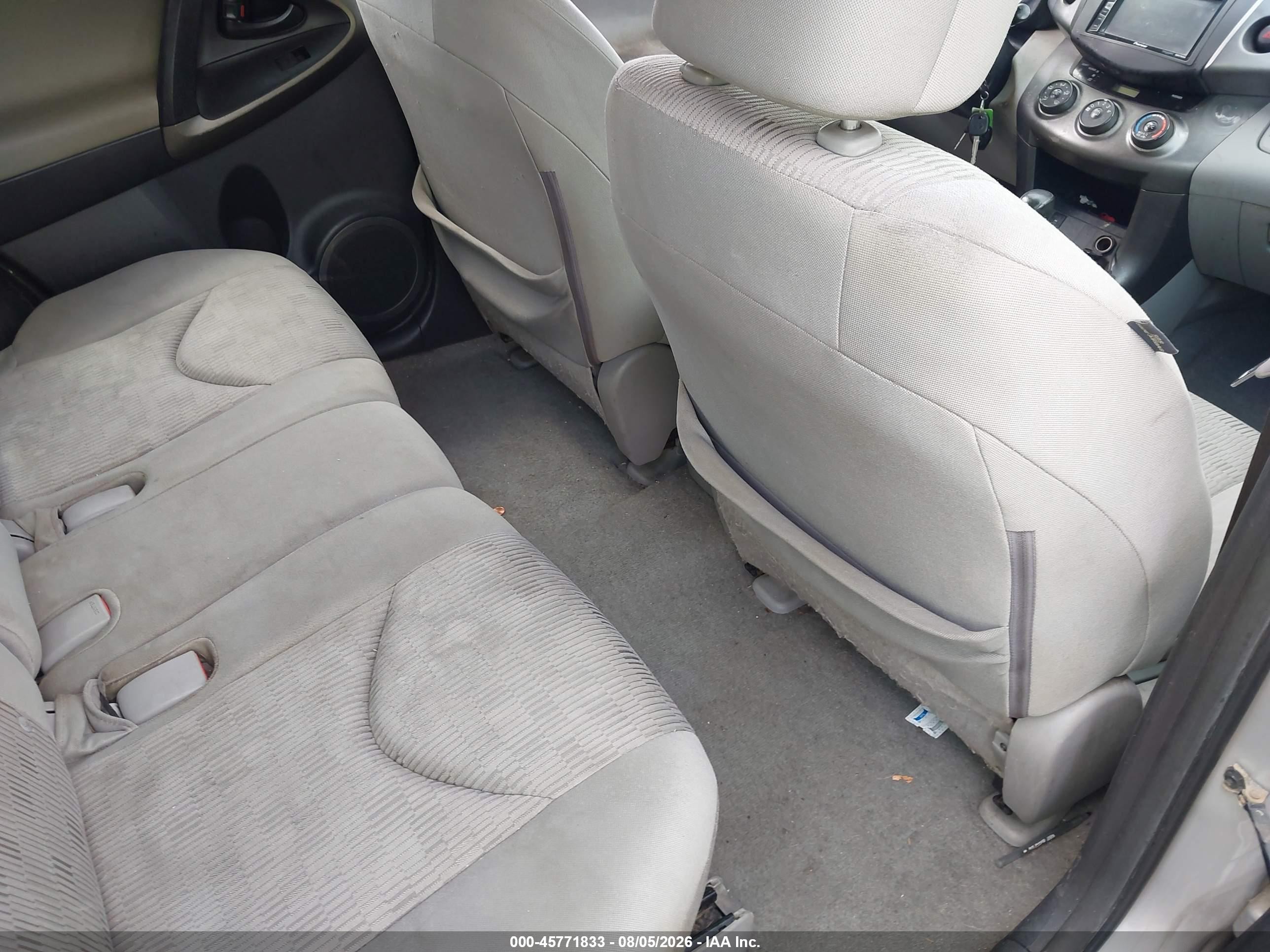 2010 Toyota Rav4 Silver vin: 2T3ZF4DV9AW051075