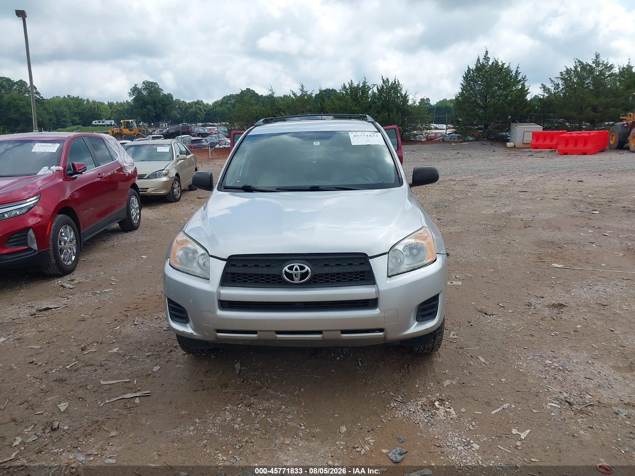 2010 Toyota Rav4 Silver vin: 2T3ZF4DV9AW051075