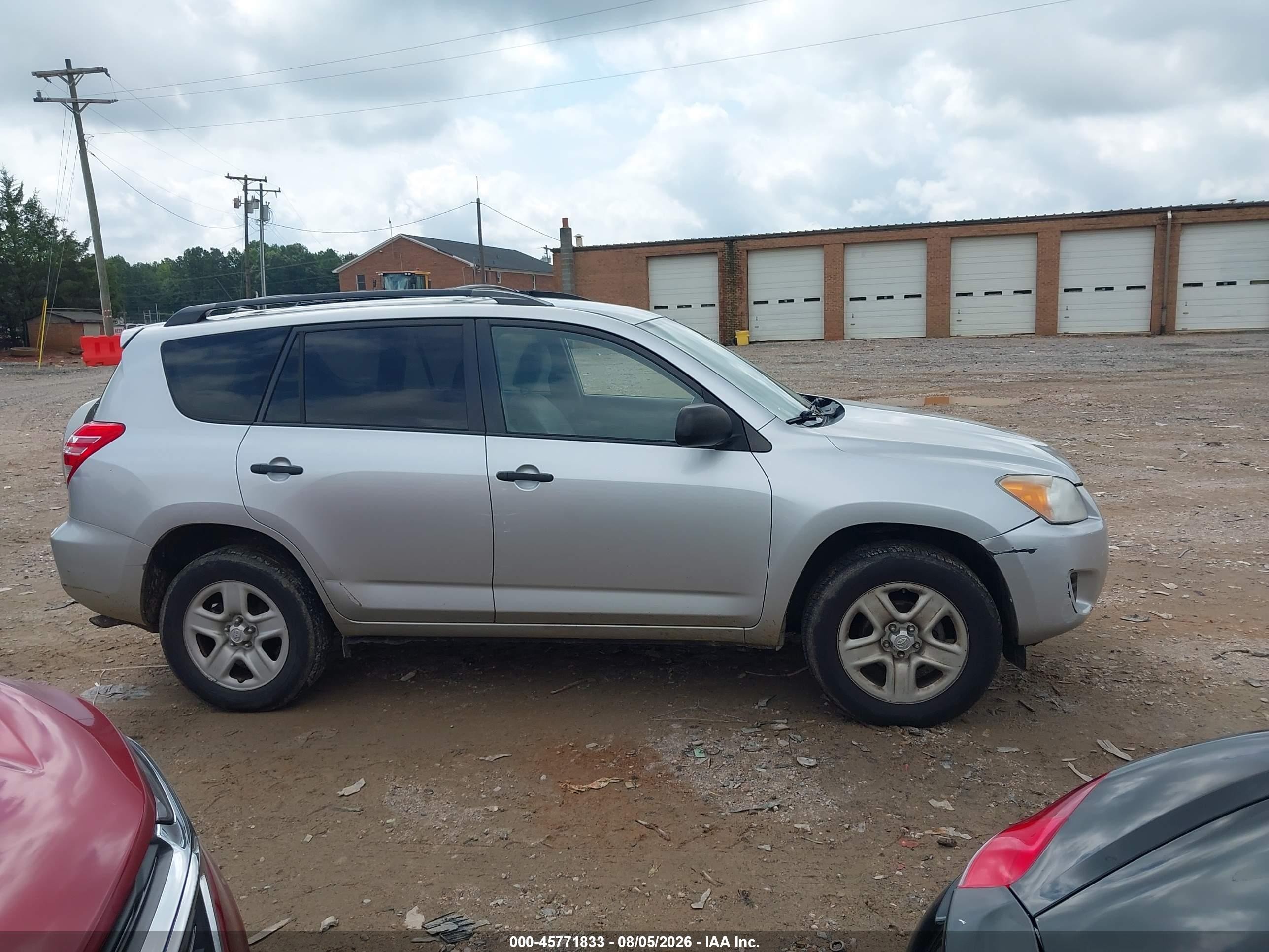 2010 Toyota Rav4 Silver vin: 2T3ZF4DV9AW051075